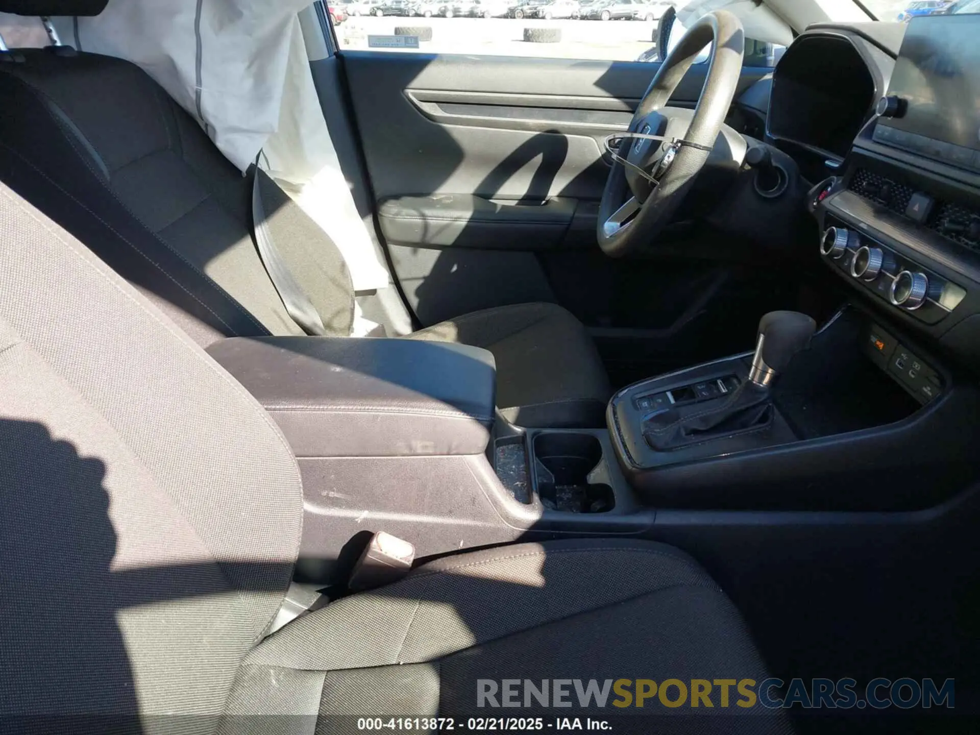 5 Photograph of a damaged car 2HKRS4H46PH406491 HONDA CR-V 2023