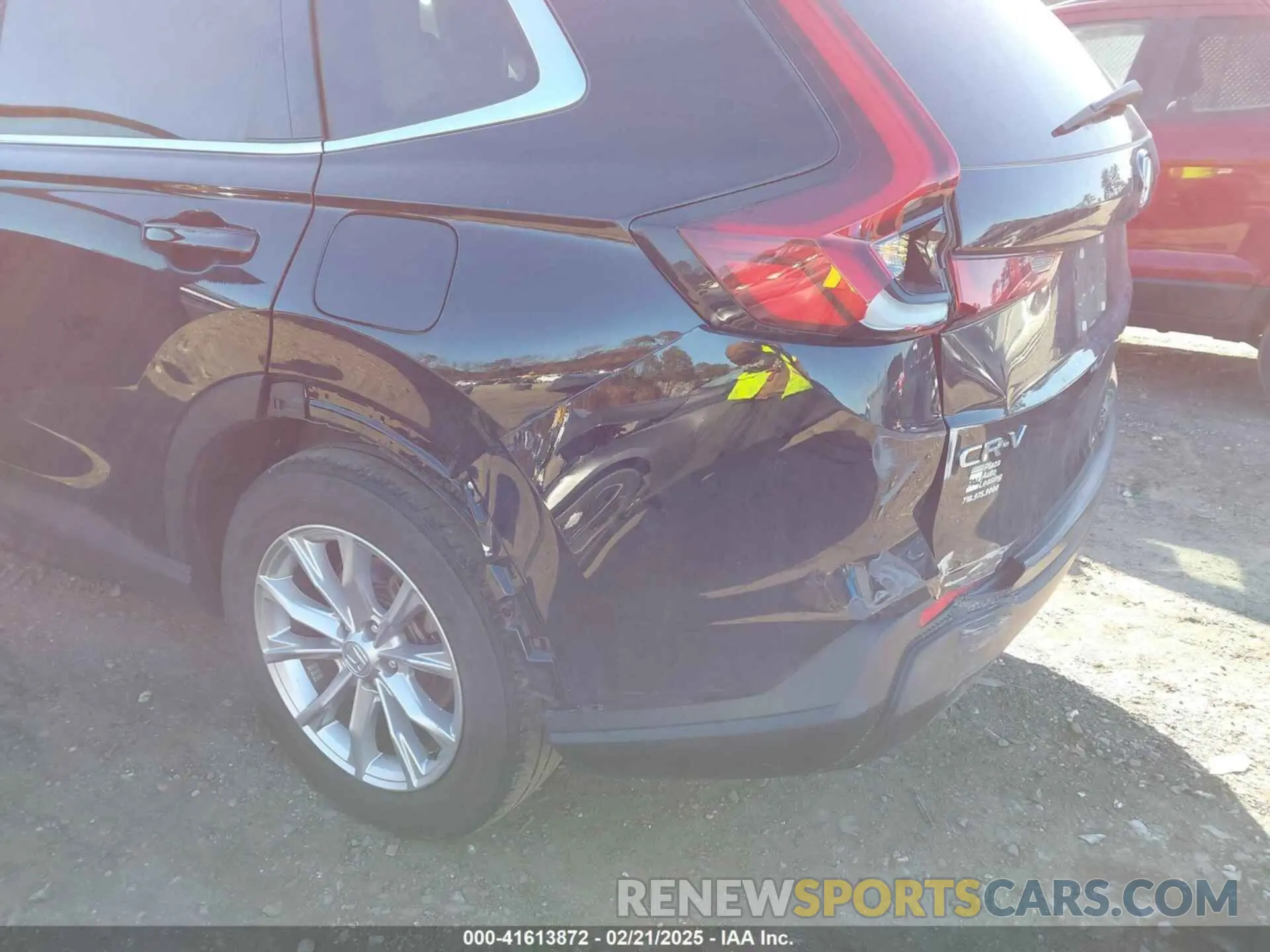 6 Photograph of a damaged car 2HKRS4H46PH406491 HONDA CR-V 2023