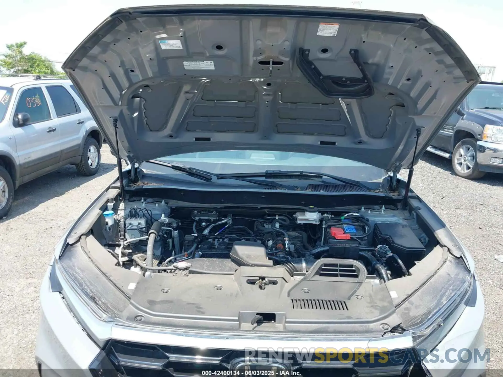 10 Photograph of a damaged car 2HKRS4H4XPH415050 HONDA CR-V 2023