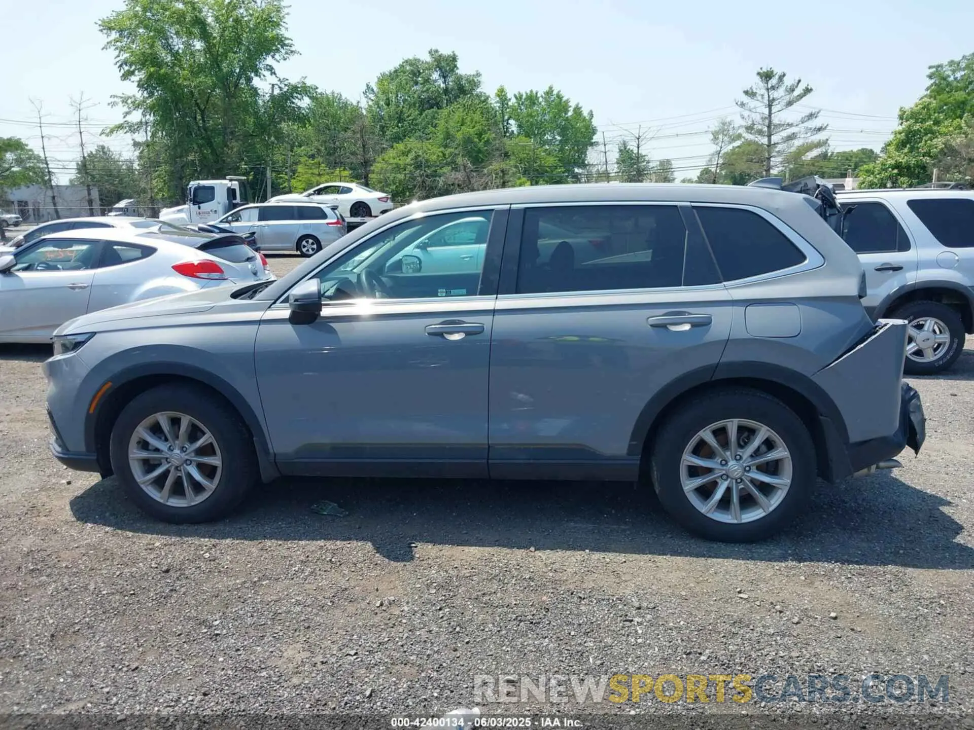 14 Photograph of a damaged car 2HKRS4H4XPH415050 HONDA CR-V 2023