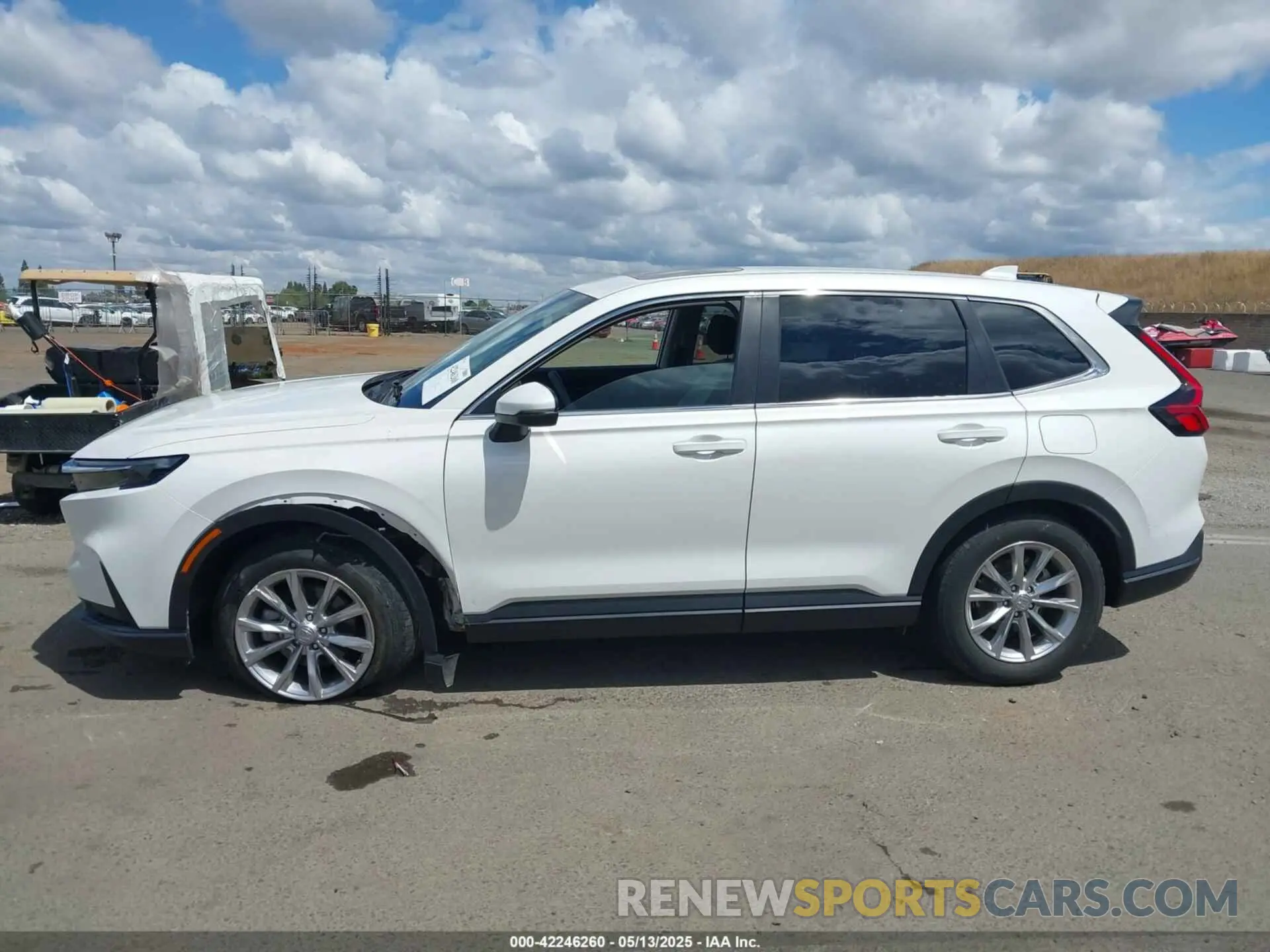 14 Photograph of a damaged car 2HKRS4H4XPH424542 HONDA CR-V 2023