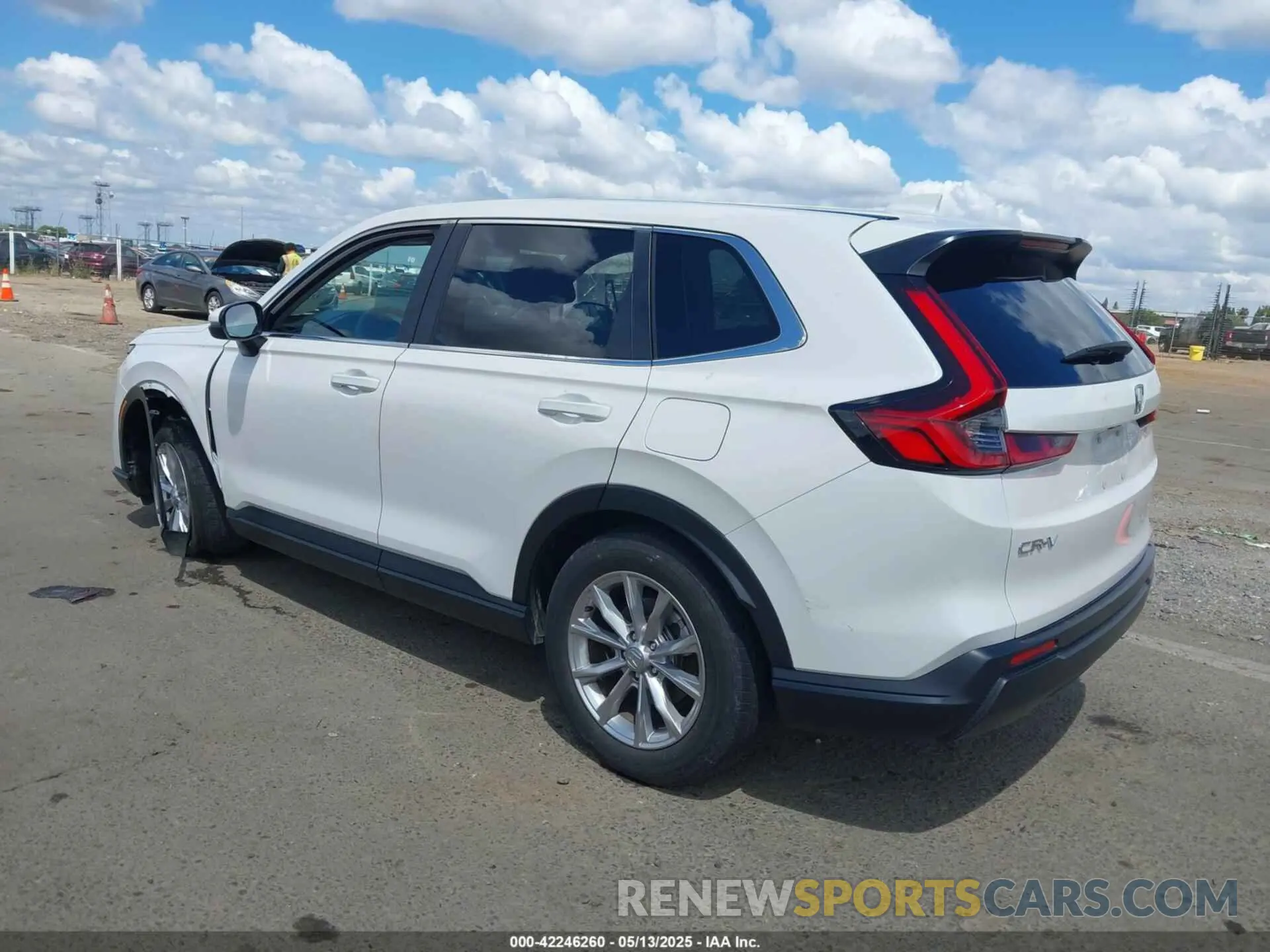 3 Photograph of a damaged car 2HKRS4H4XPH424542 HONDA CR-V 2023