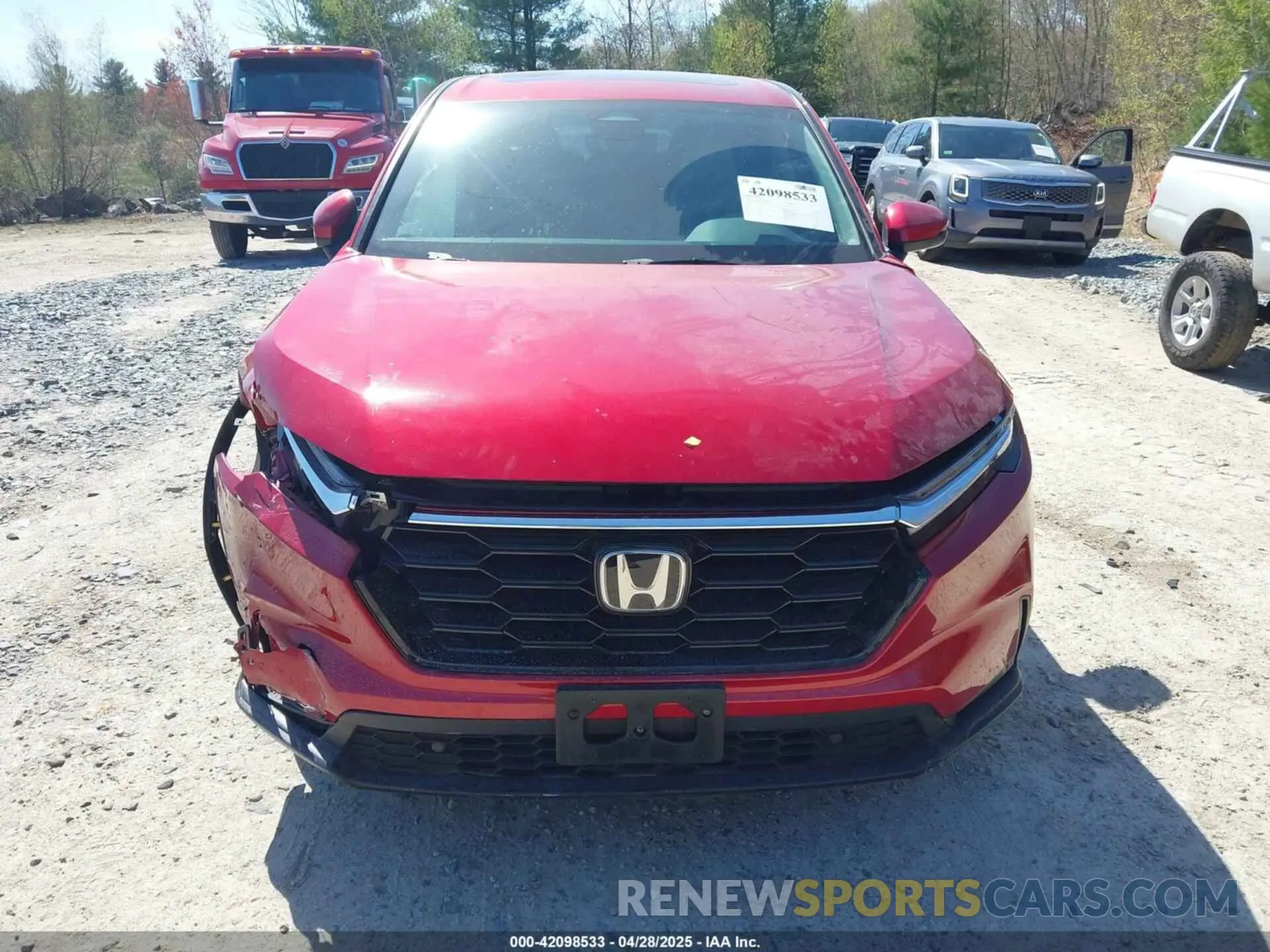 12 Photograph of a damaged car 2HKRS4H71PH403864 HONDA CR-V 2023