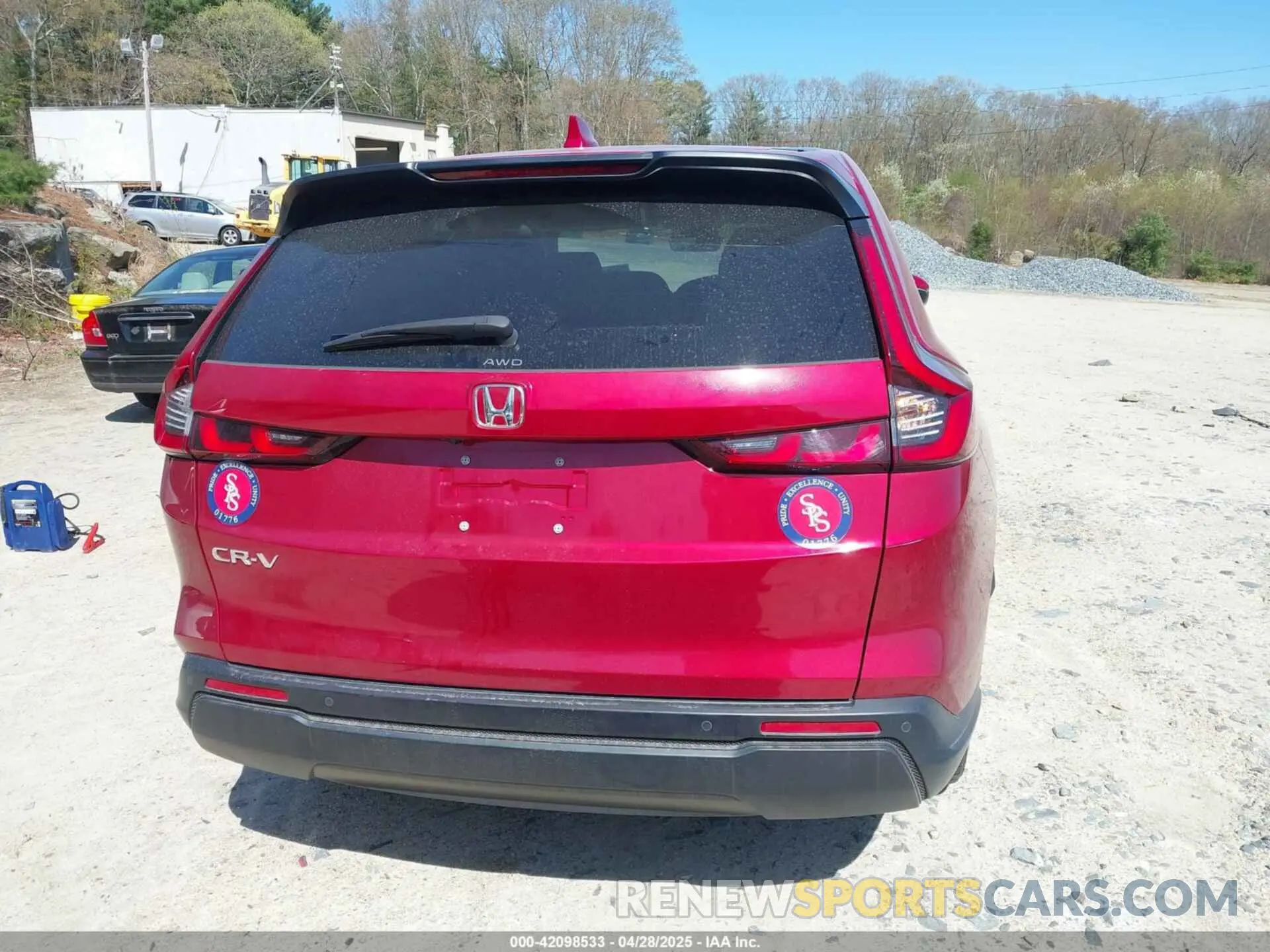 16 Photograph of a damaged car 2HKRS4H71PH403864 HONDA CR-V 2023