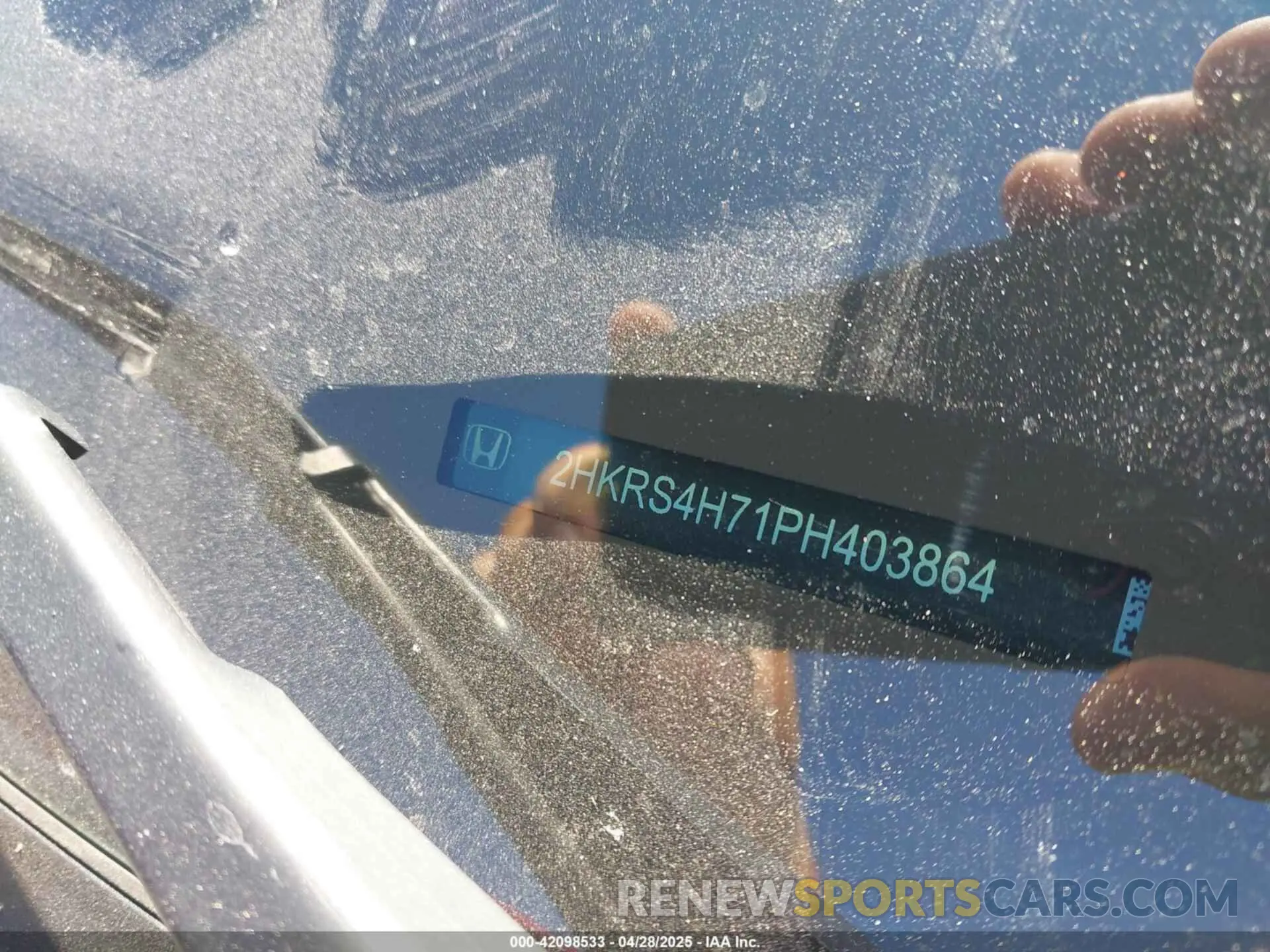 9 Photograph of a damaged car 2HKRS4H71PH403864 HONDA CR-V 2023