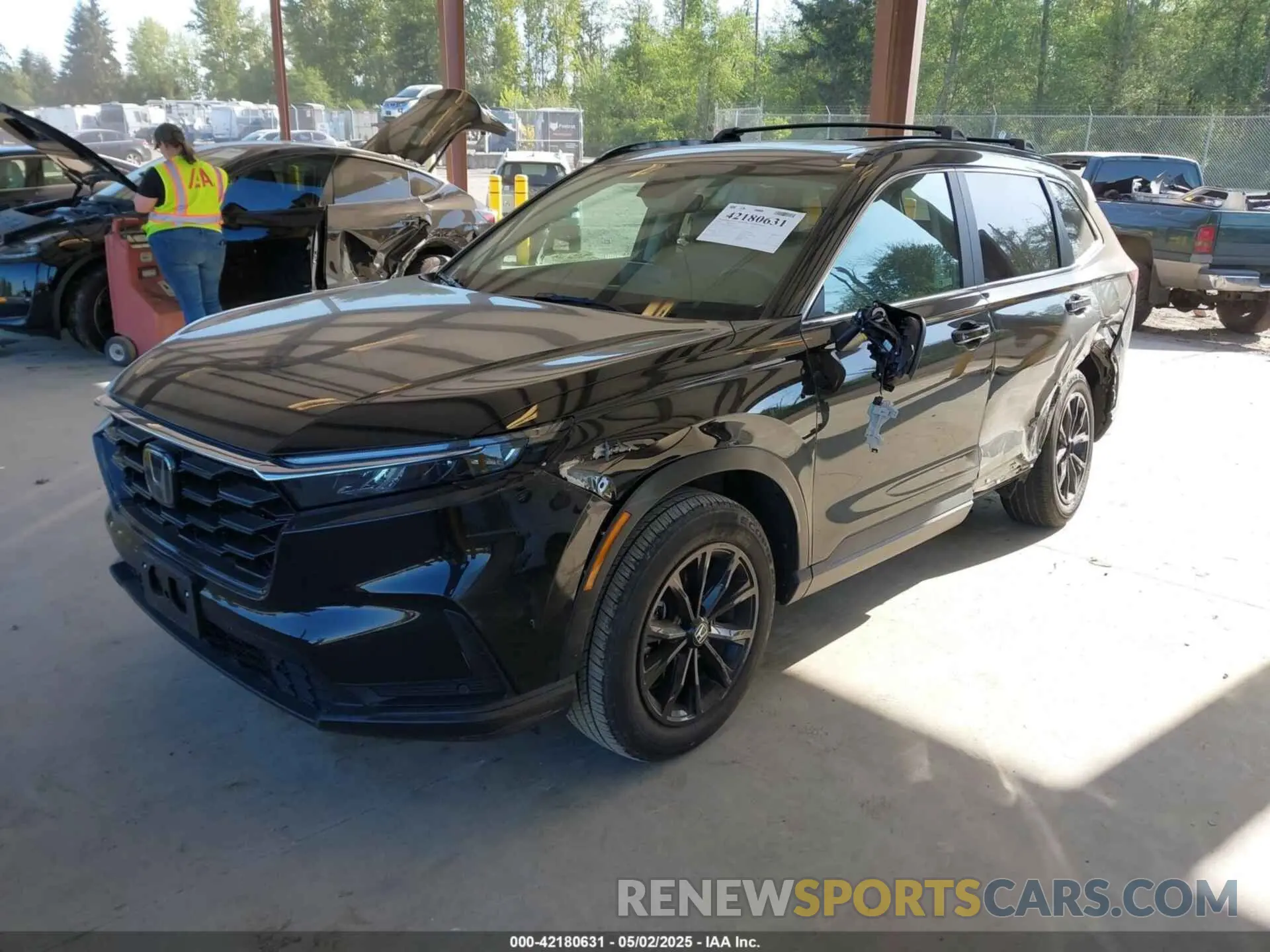 2 Photograph of a damaged car 2HKRS4H71PH416131 HONDA CR-V 2023