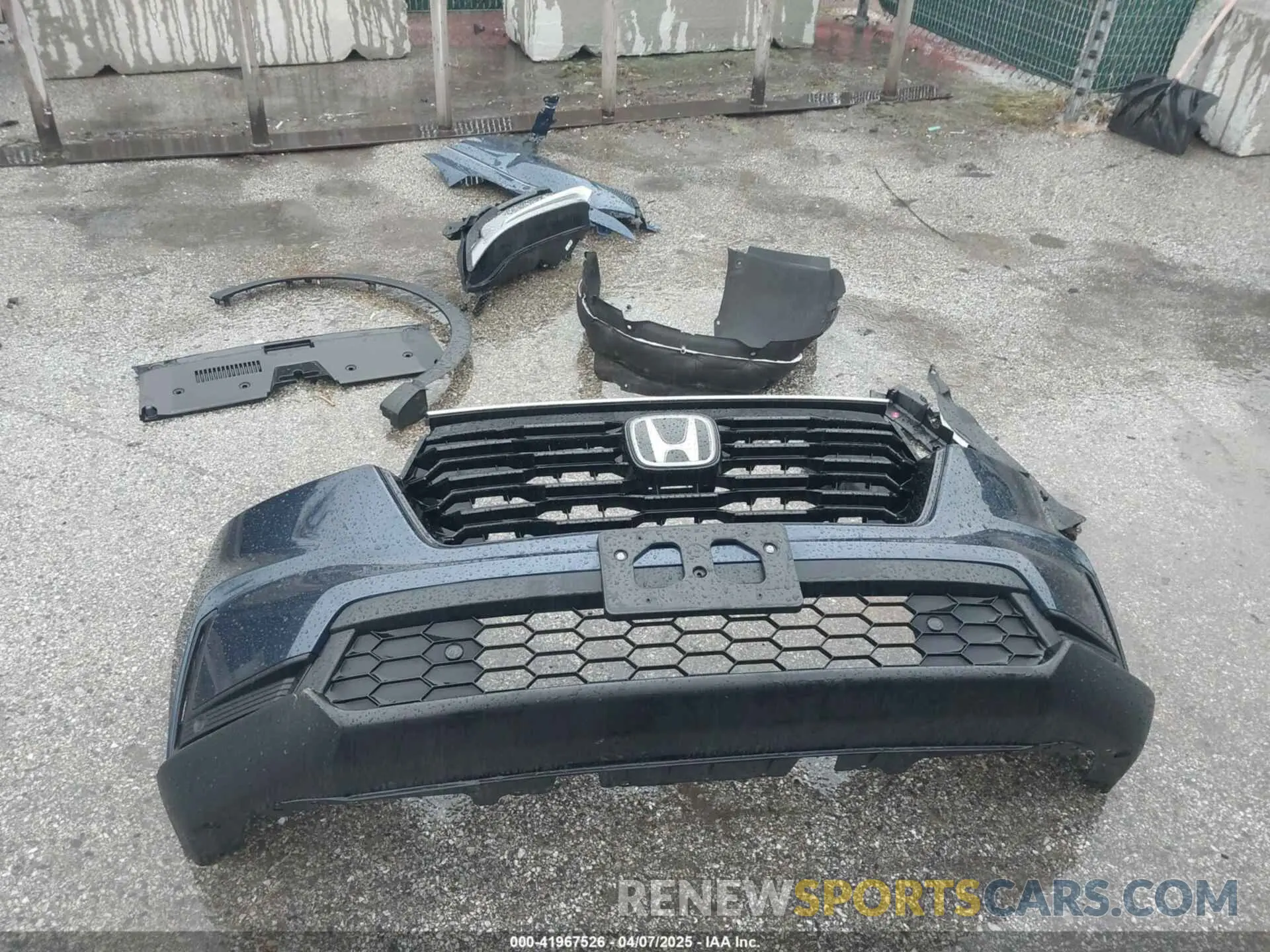12 Photograph of a damaged car 2HKRS4H73PH401744 HONDA CR-V 2023