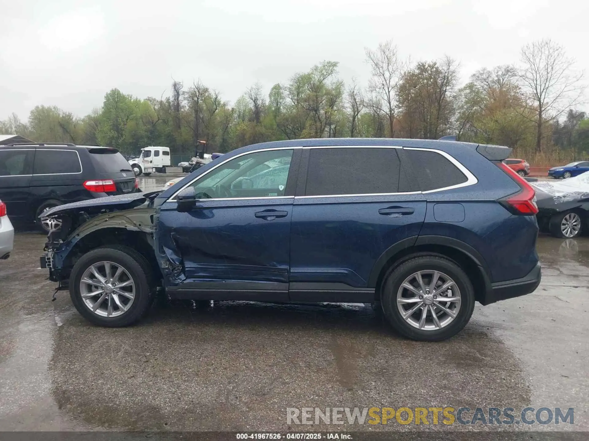 15 Photograph of a damaged car 2HKRS4H73PH401744 HONDA CR-V 2023