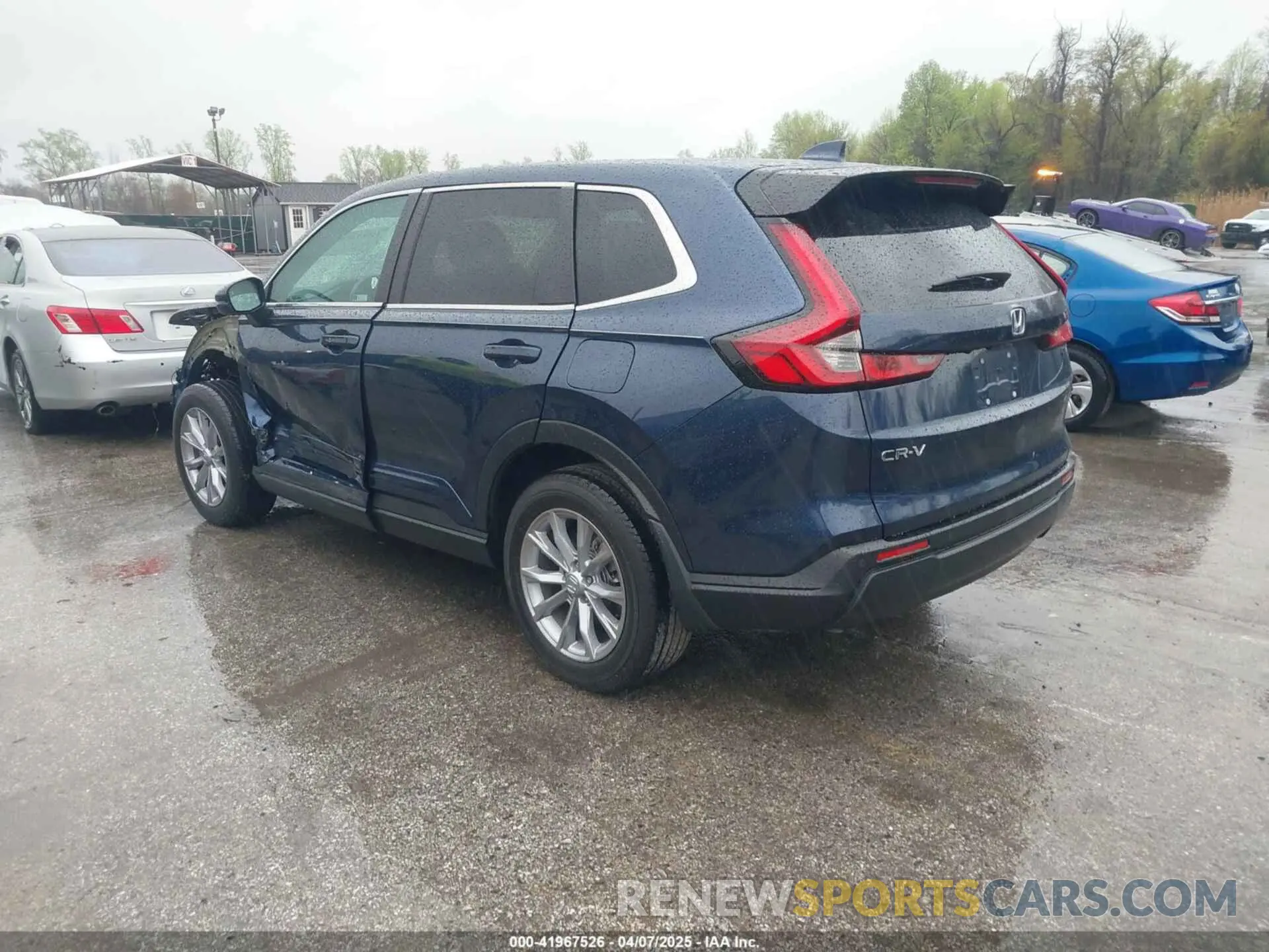 3 Photograph of a damaged car 2HKRS4H73PH401744 HONDA CR-V 2023