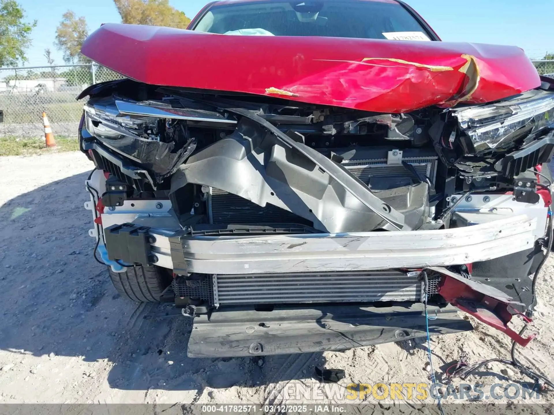 18 Photograph of a damaged car 2HKRS4H7XPH414555 HONDA CR-V 2023