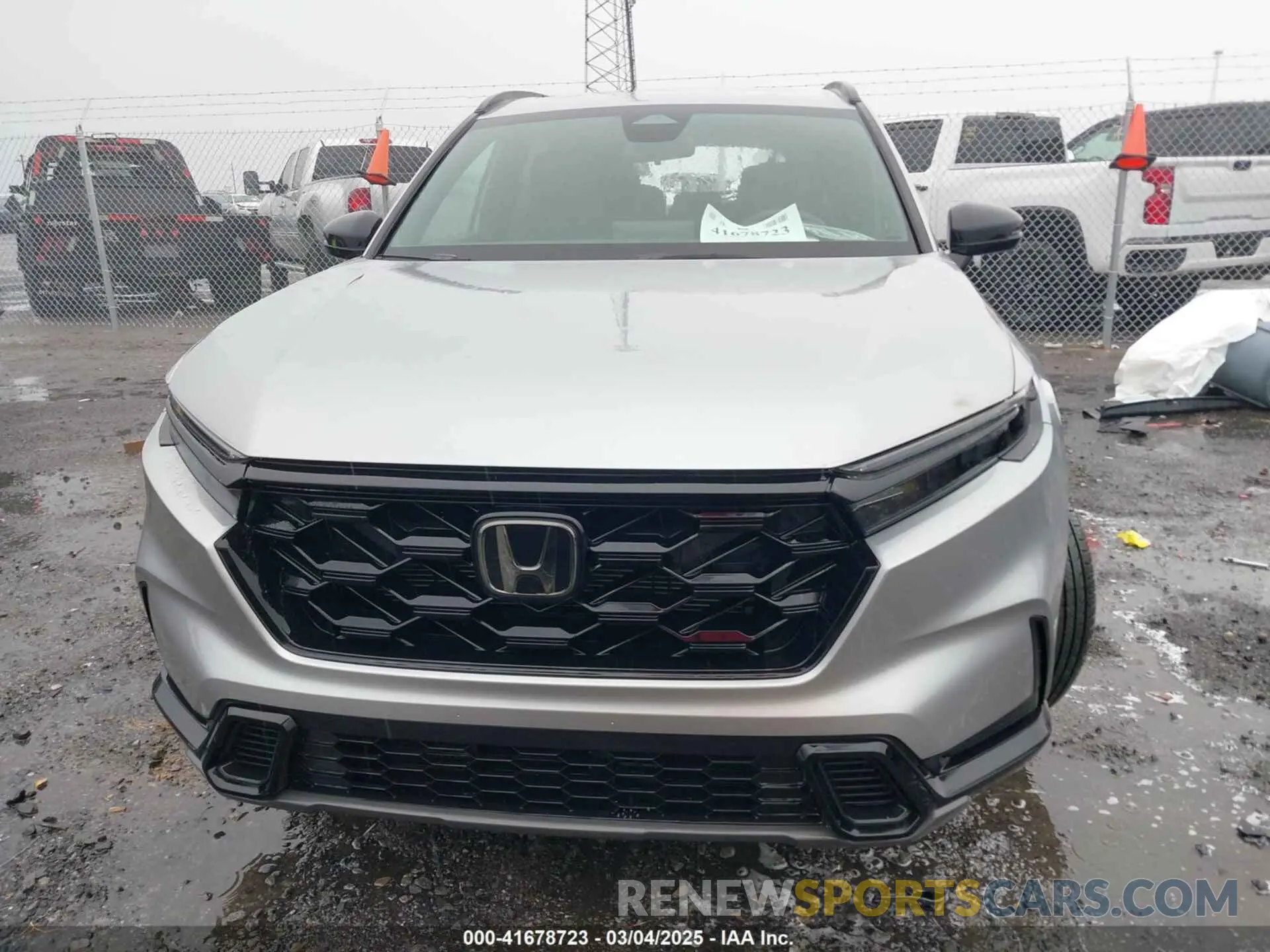 12 Photograph of a damaged car 2HKRS5H52PH710240 HONDA CR-V 2023