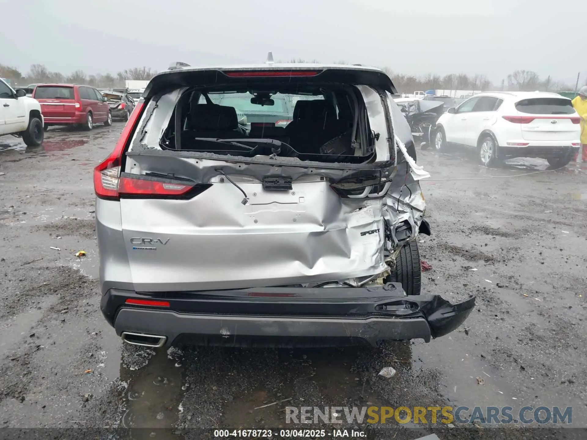 16 Photograph of a damaged car 2HKRS5H52PH710240 HONDA CR-V 2023