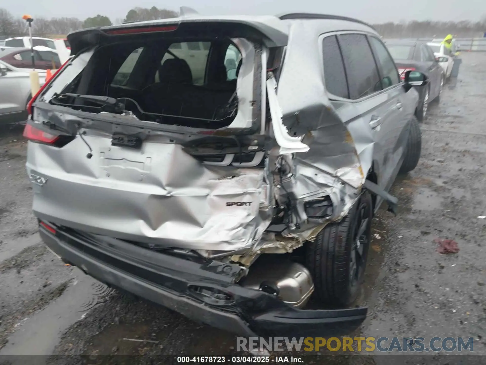 6 Photograph of a damaged car 2HKRS5H52PH710240 HONDA CR-V 2023