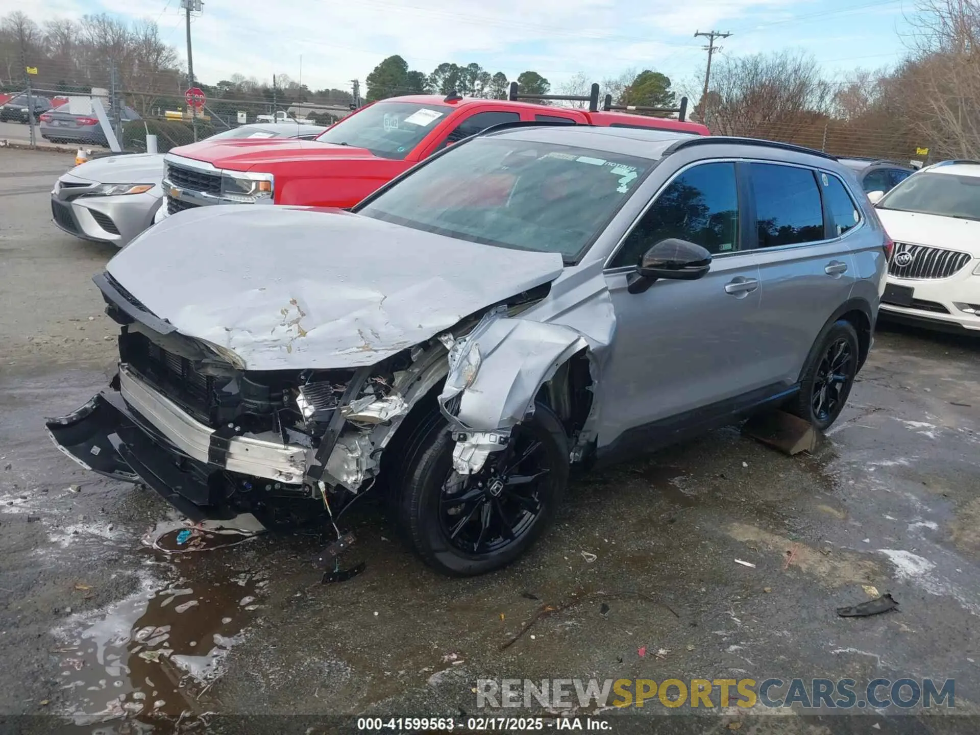 2 Photograph of a damaged car 2HKRS5H54PH706805 HONDA CR-V 2023