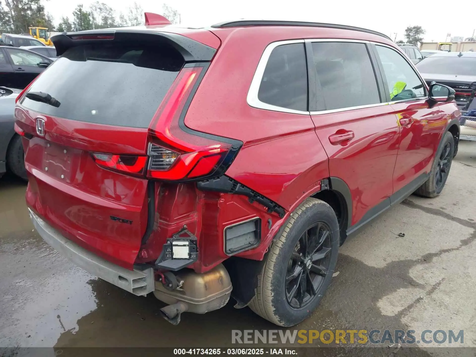 4 Photograph of a damaged car 2HKRS5H55PH710622 HONDA CR-V 2023
