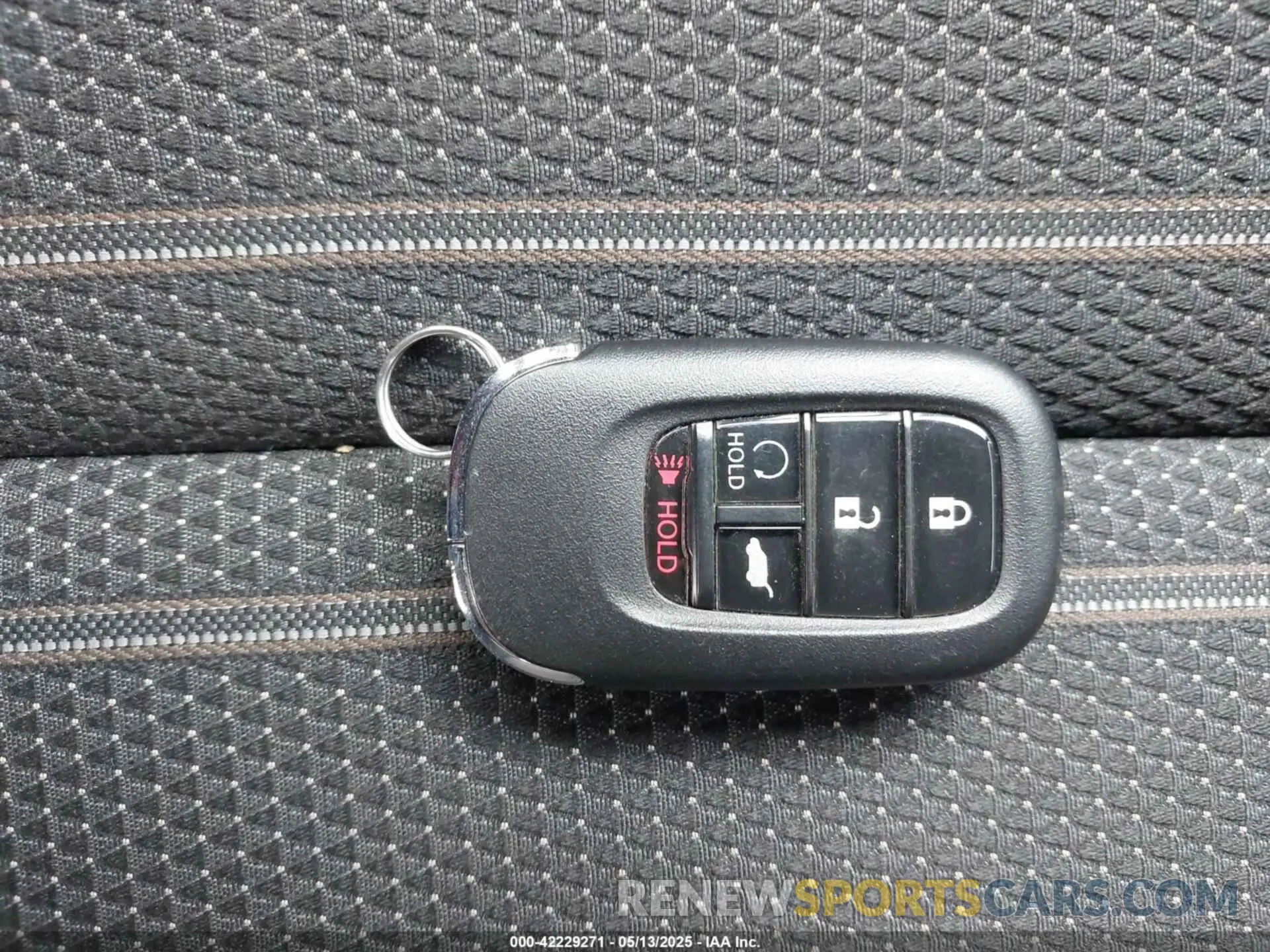 11 Photograph of a damaged car 2HKRS6H50PH813520 HONDA CR-V 2023