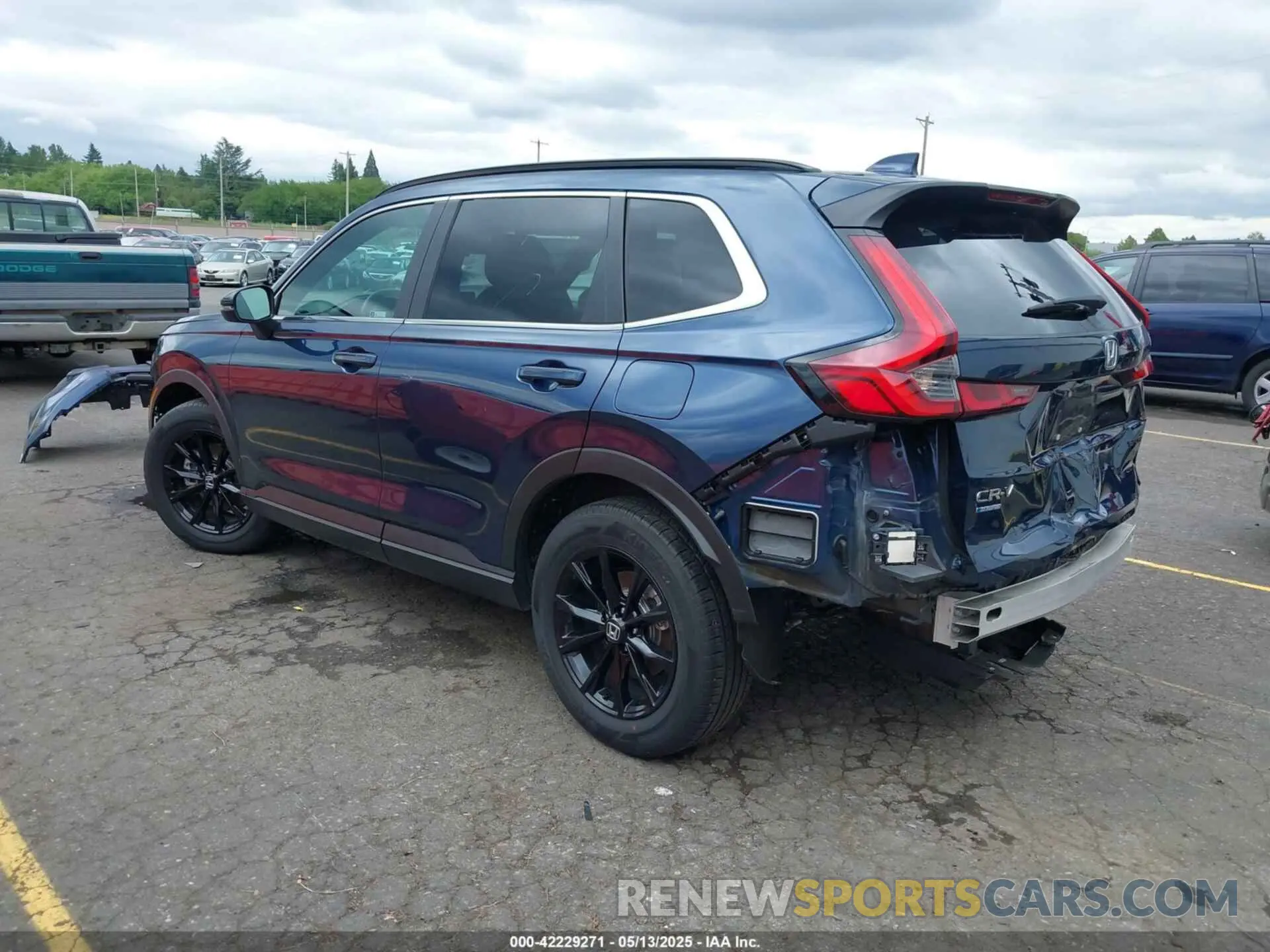 3 Photograph of a damaged car 2HKRS6H50PH813520 HONDA CR-V 2023