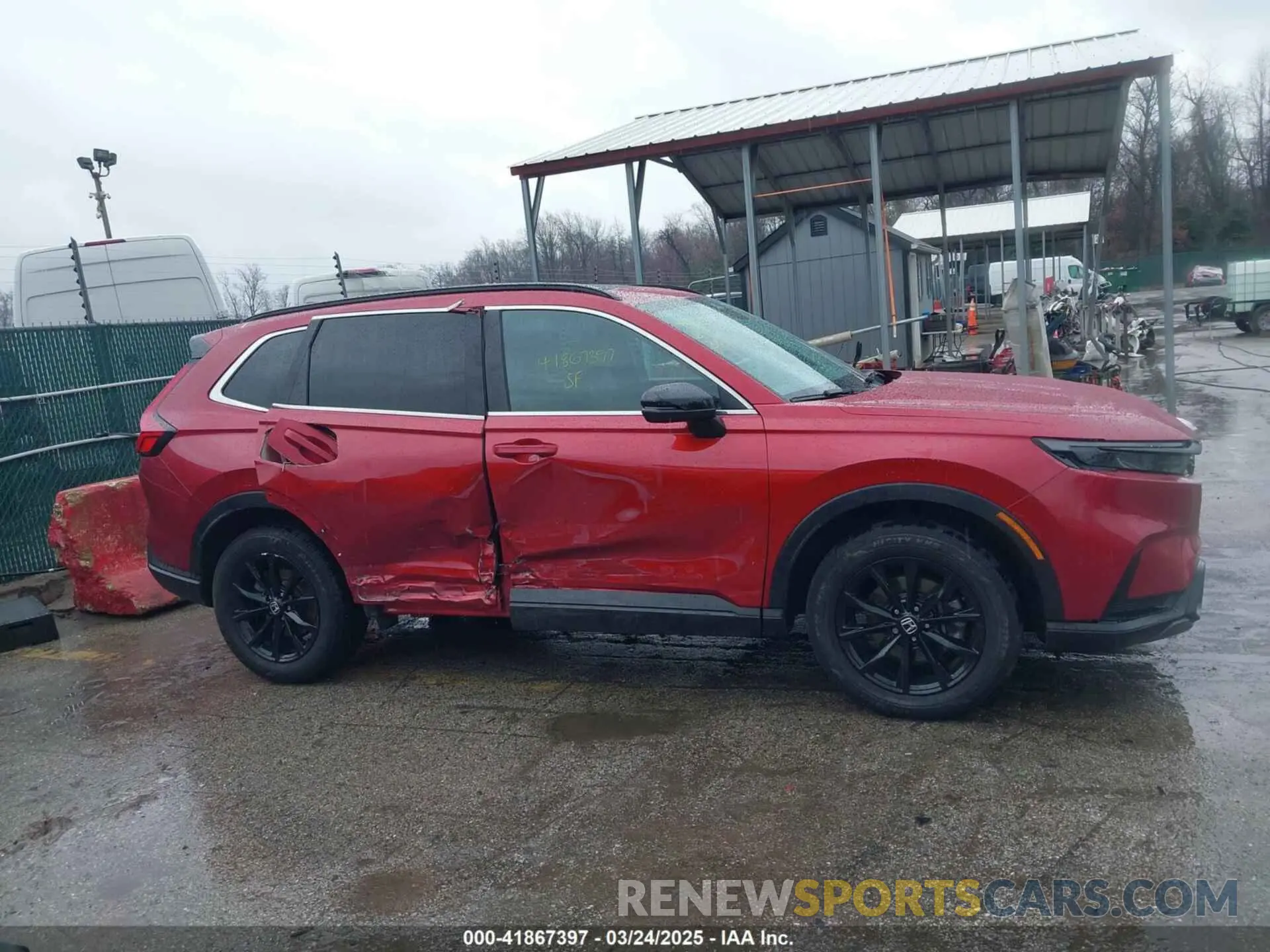 13 Photograph of a damaged car 2HKRS6H54PH817800 HONDA CR-V 2023