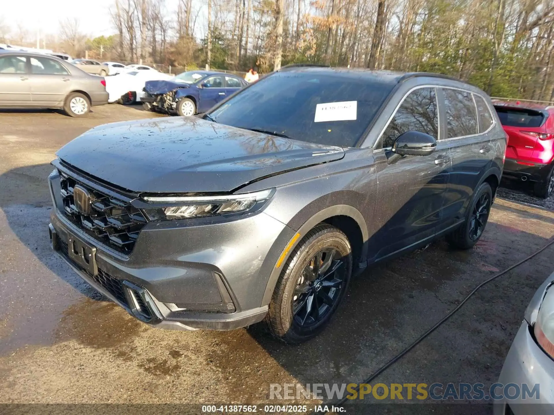 2 Photograph of a damaged car 2HKRS6H56PH805129 HONDA CR-V 2023