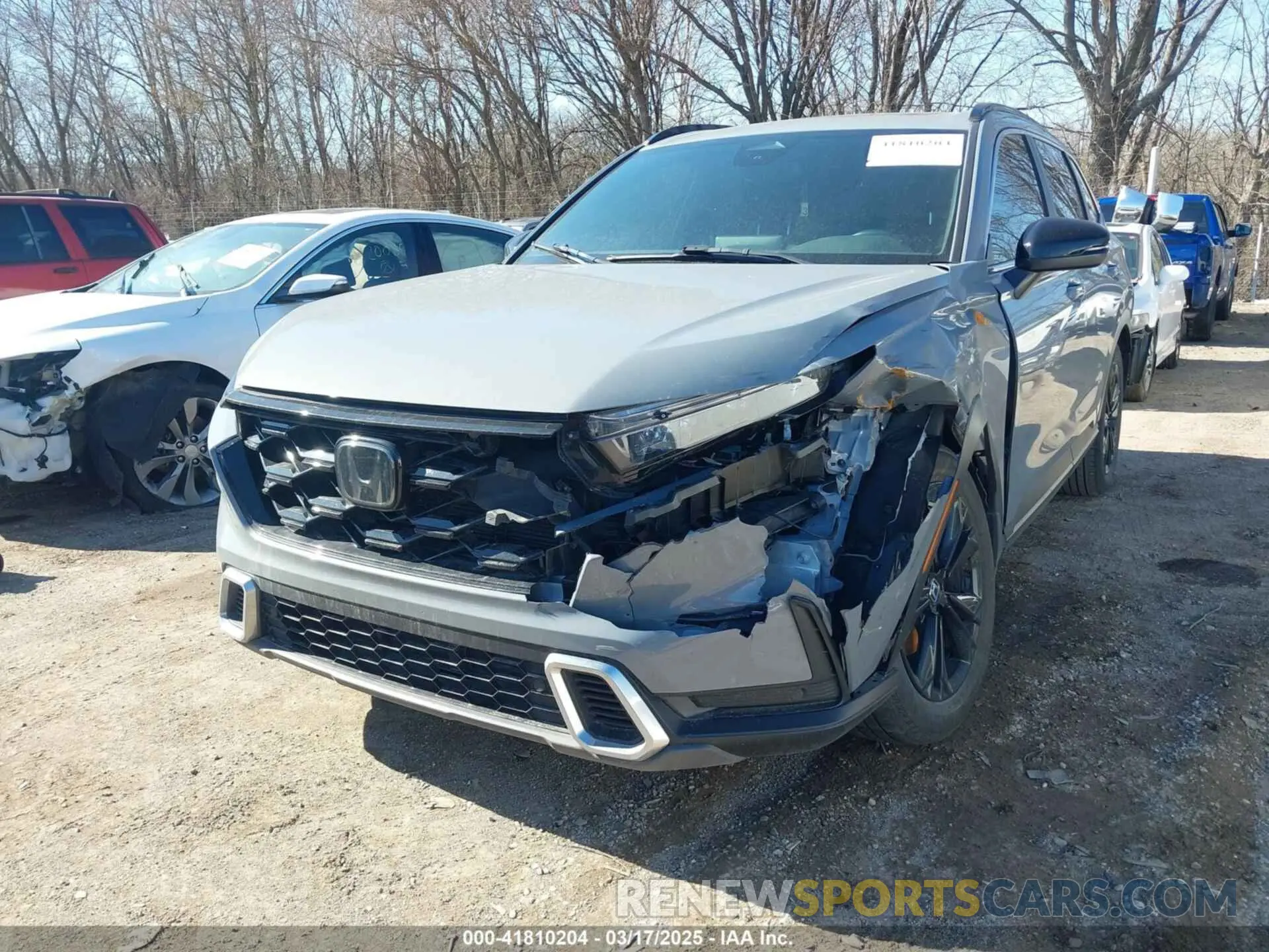 17 Photograph of a damaged car 2HKRS6H96PH811113 HONDA CR-V 2023