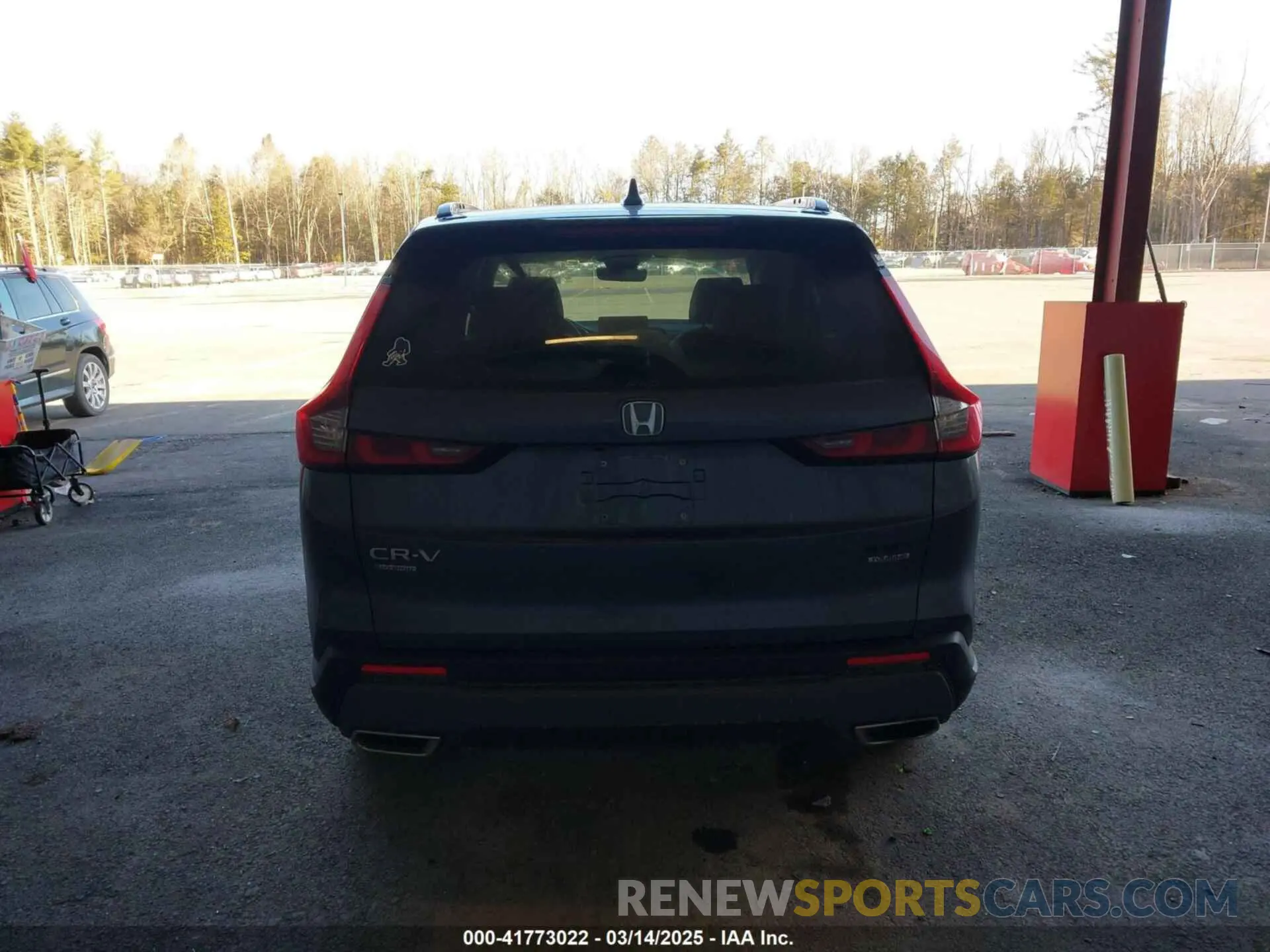 16 Photograph of a damaged car 2HKRS6H97PH806731 HONDA CR-V 2023