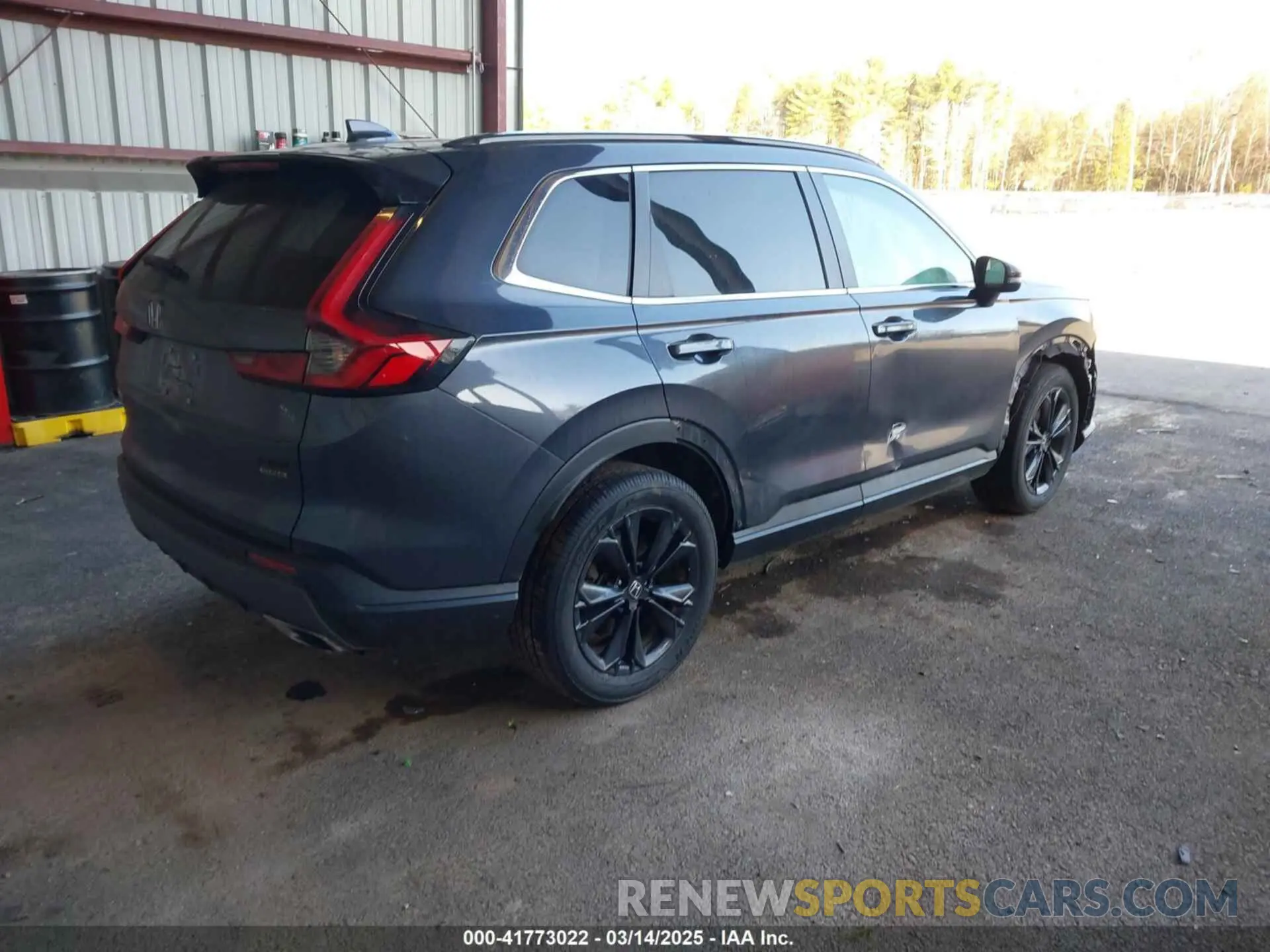 4 Photograph of a damaged car 2HKRS6H97PH806731 HONDA CR-V 2023
