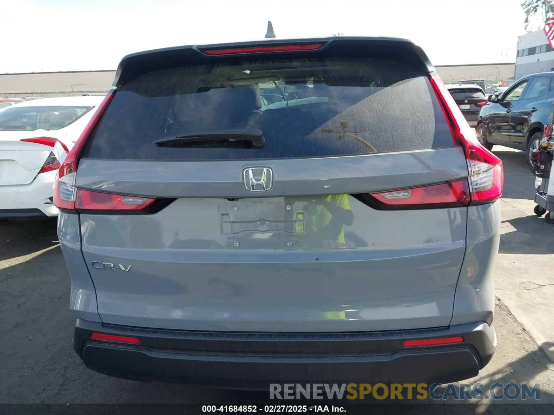 15 Photograph of a damaged car 5J6RS3H40PL005437 HONDA CR-V 2023