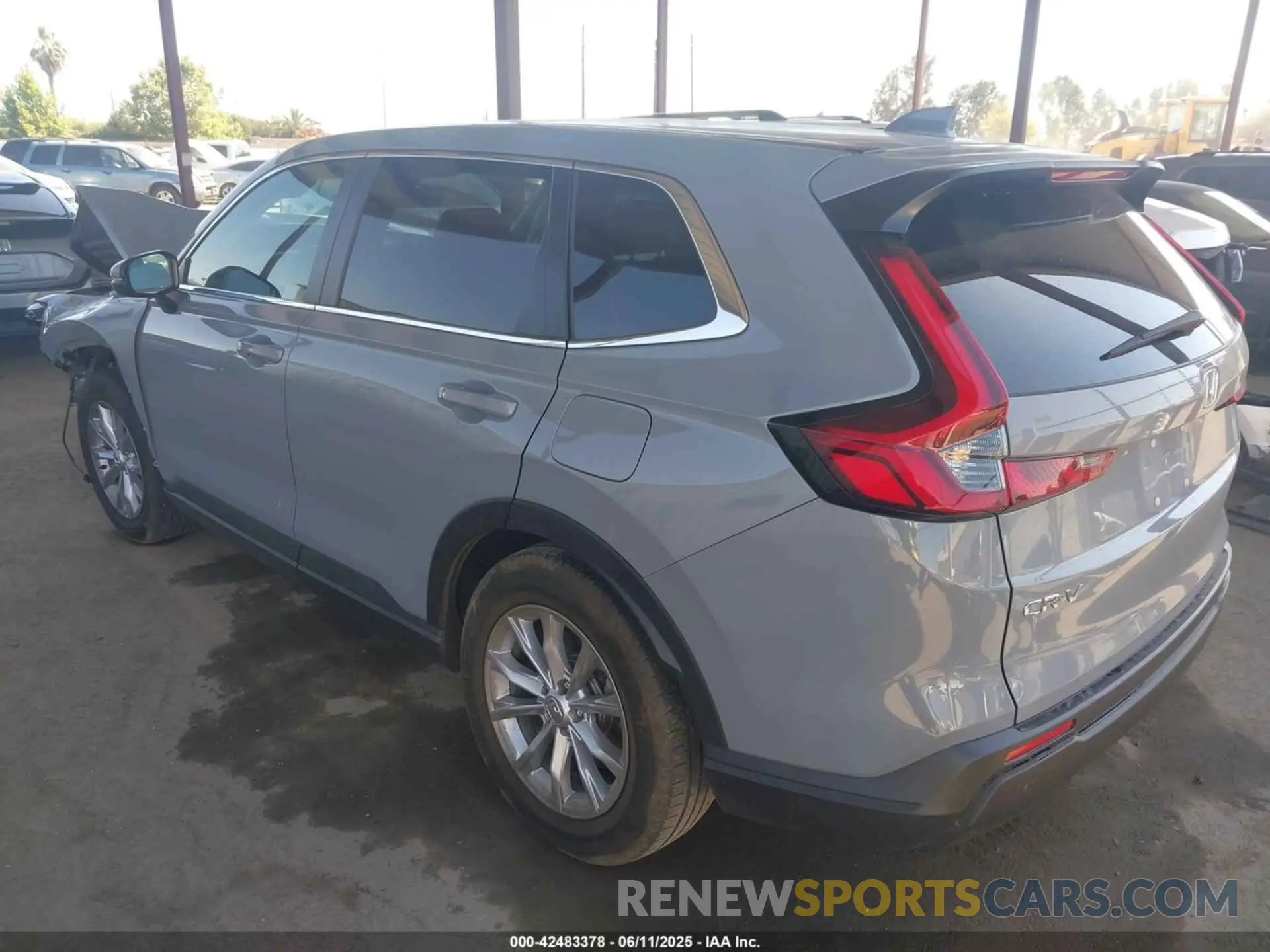 3 Photograph of a damaged car 5J6RS3H48PL005430 HONDA CR-V 2023