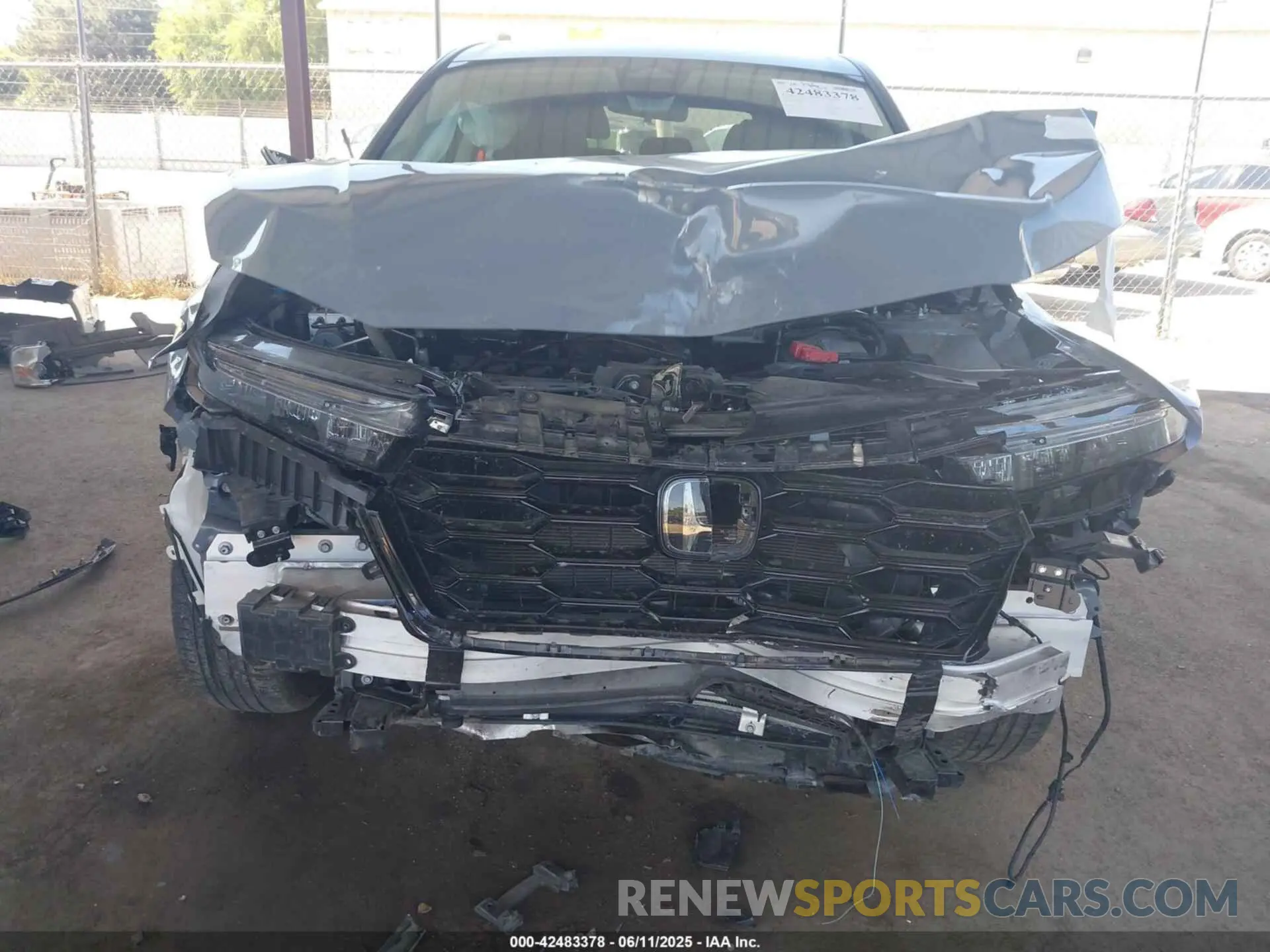 6 Photograph of a damaged car 5J6RS3H48PL005430 HONDA CR-V 2023