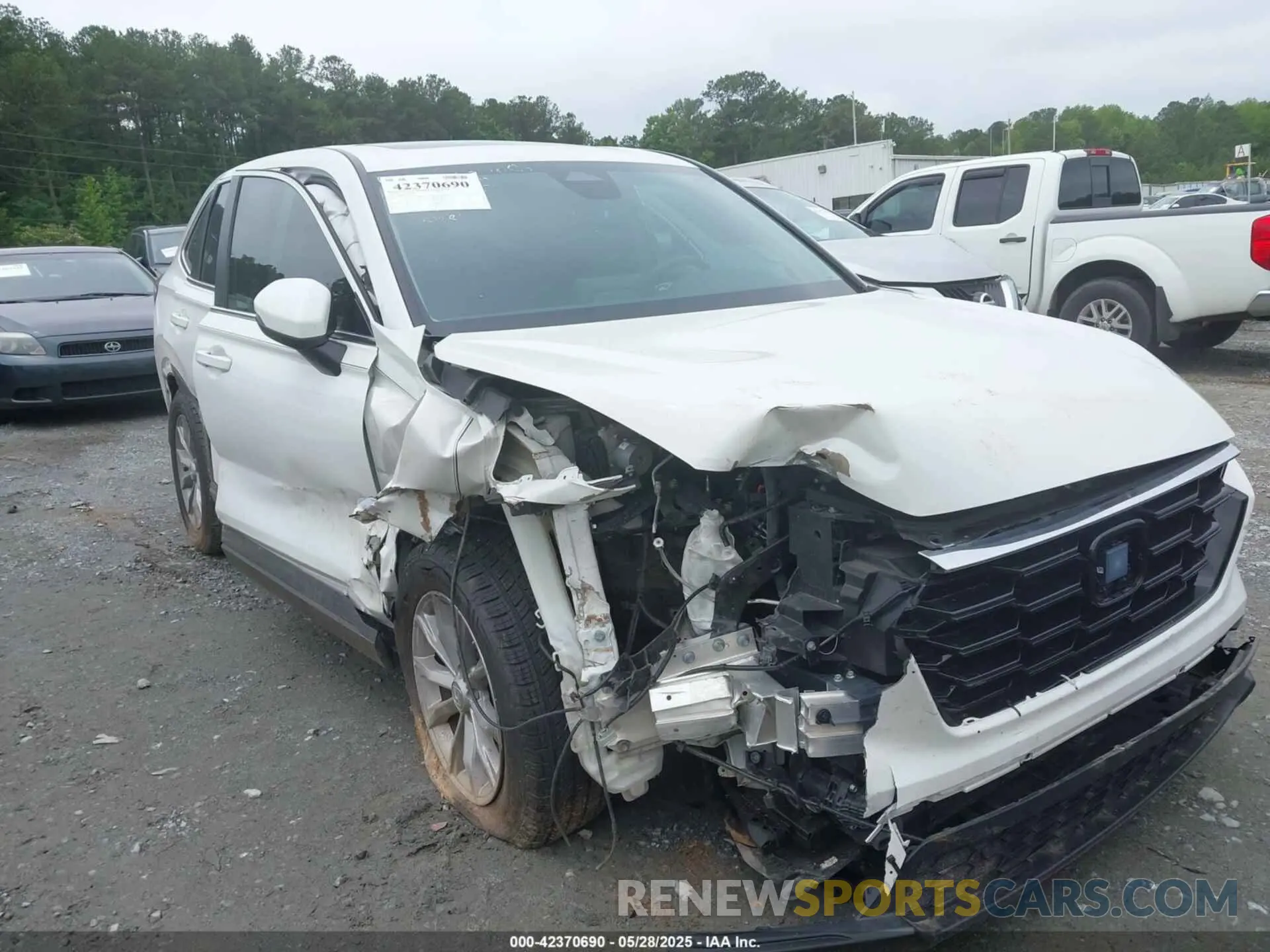 1 Photograph of a damaged car 5J6RS3H70PL008056 HONDA CR-V 2023
