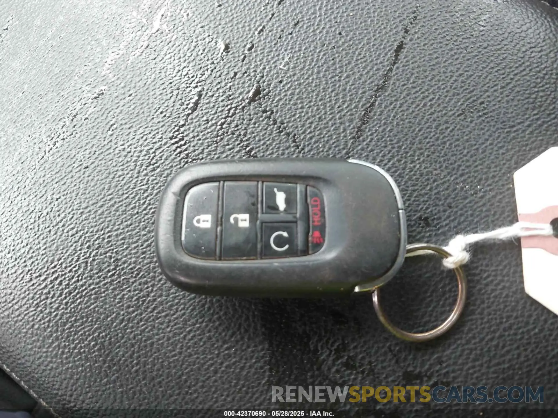 11 Photograph of a damaged car 5J6RS3H70PL008056 HONDA CR-V 2023