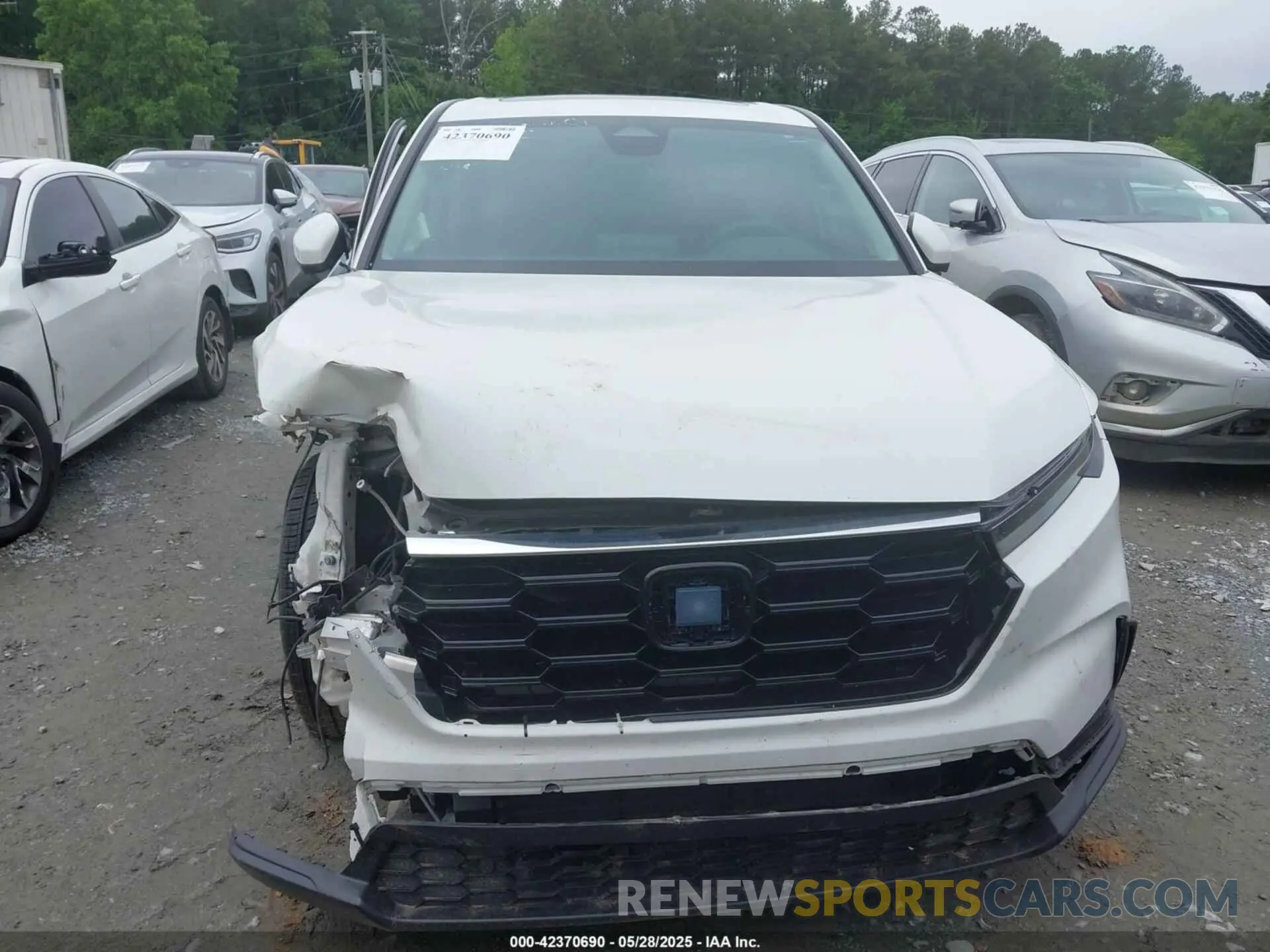 12 Photograph of a damaged car 5J6RS3H70PL008056 HONDA CR-V 2023