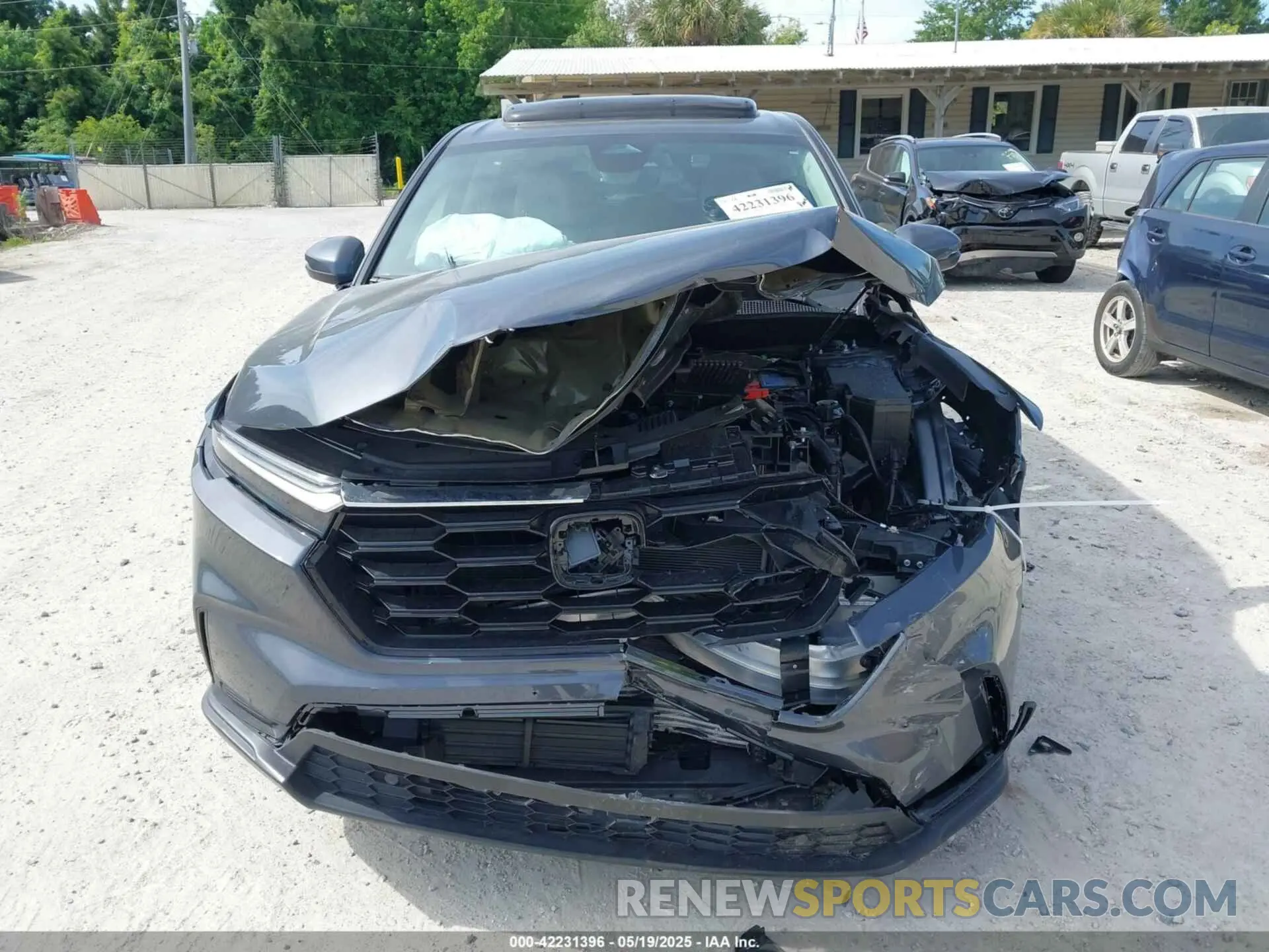 12 Photograph of a damaged car 5J6RS3H75PL000938 HONDA CR-V 2023