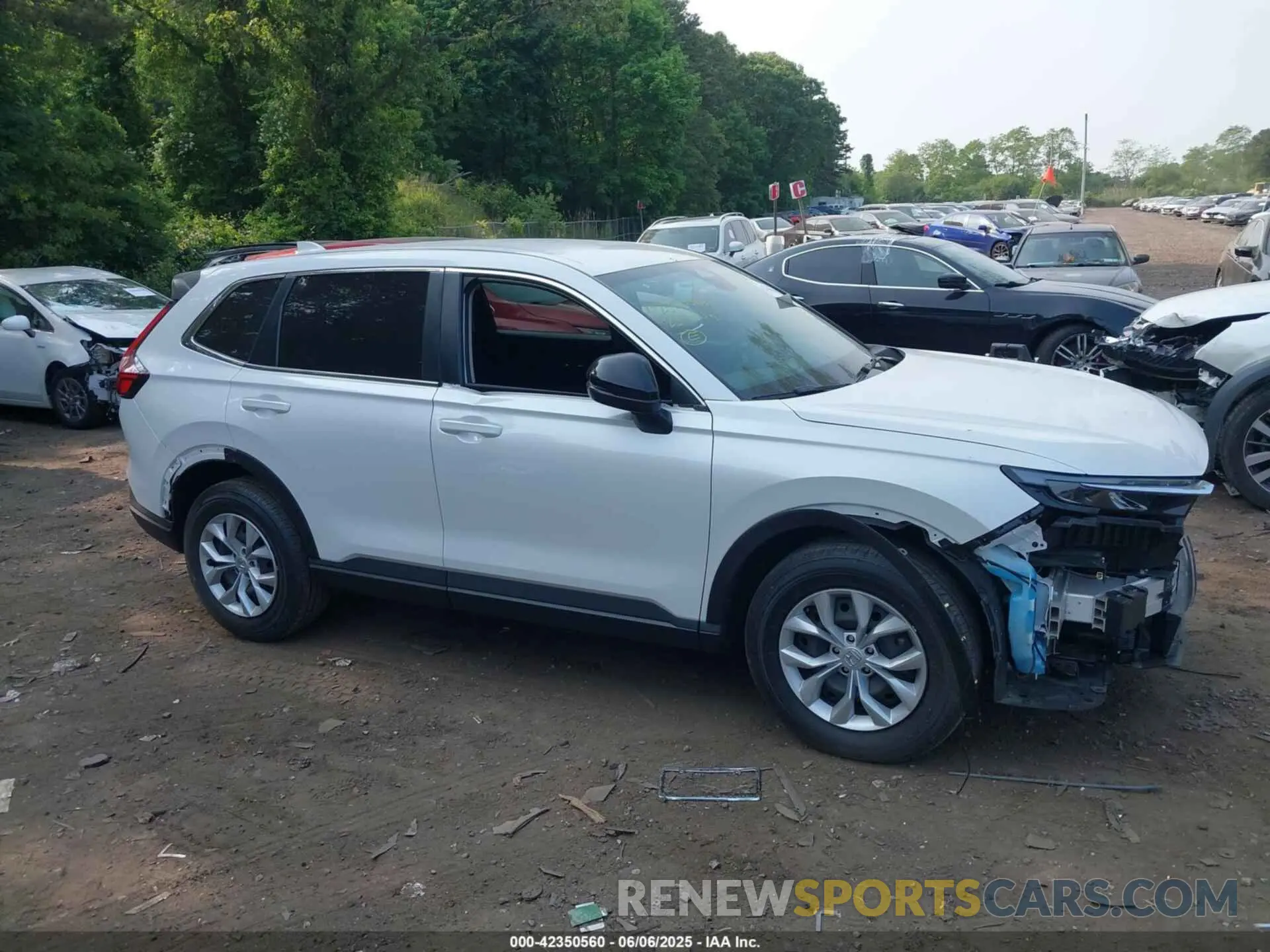 13 Photograph of a damaged car 5J6RS4H25PL007415 HONDA CR-V 2023