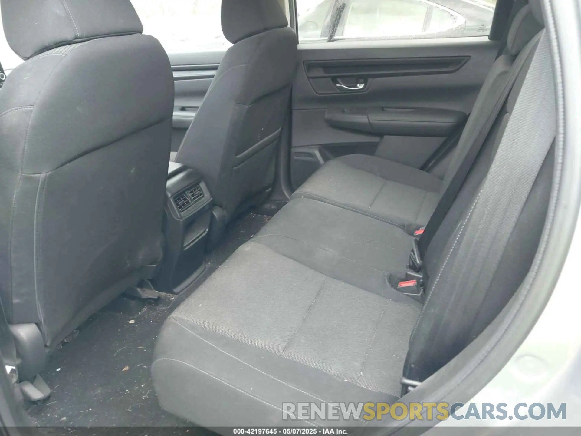 8 Photograph of a damaged car 5J6RS4H48PL000346 HONDA CR-V 2023