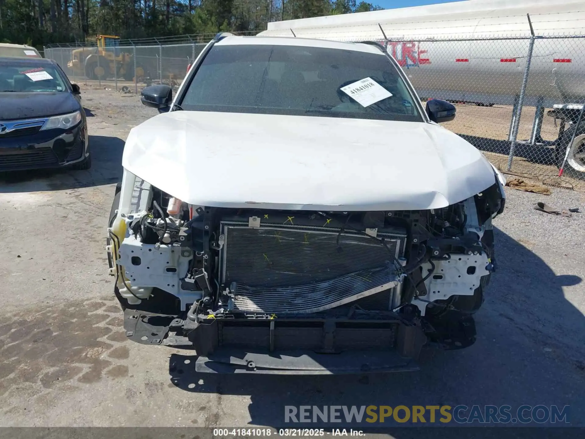 13 Photograph of a damaged car 5J6RS5H58PL000121 HONDA CR-V 2023