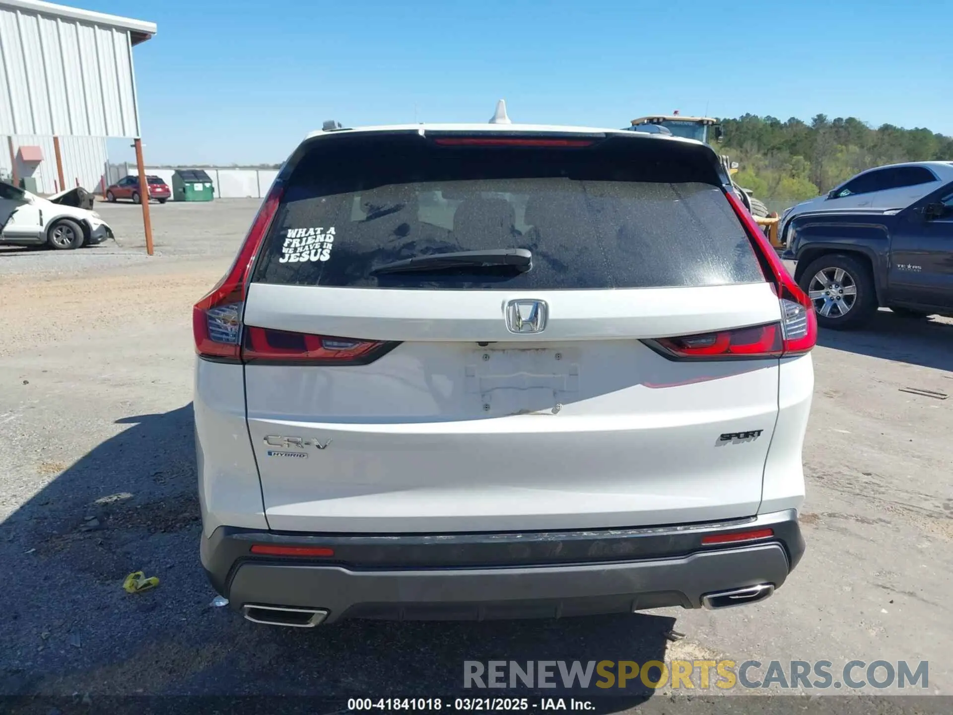 17 Photograph of a damaged car 5J6RS5H58PL000121 HONDA CR-V 2023
