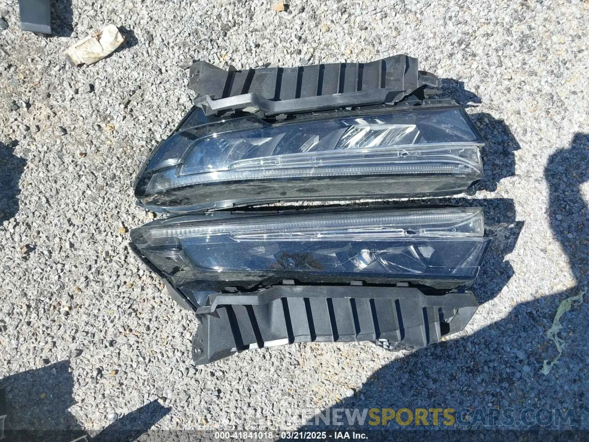 20 Photograph of a damaged car 5J6RS5H58PL000121 HONDA CR-V 2023