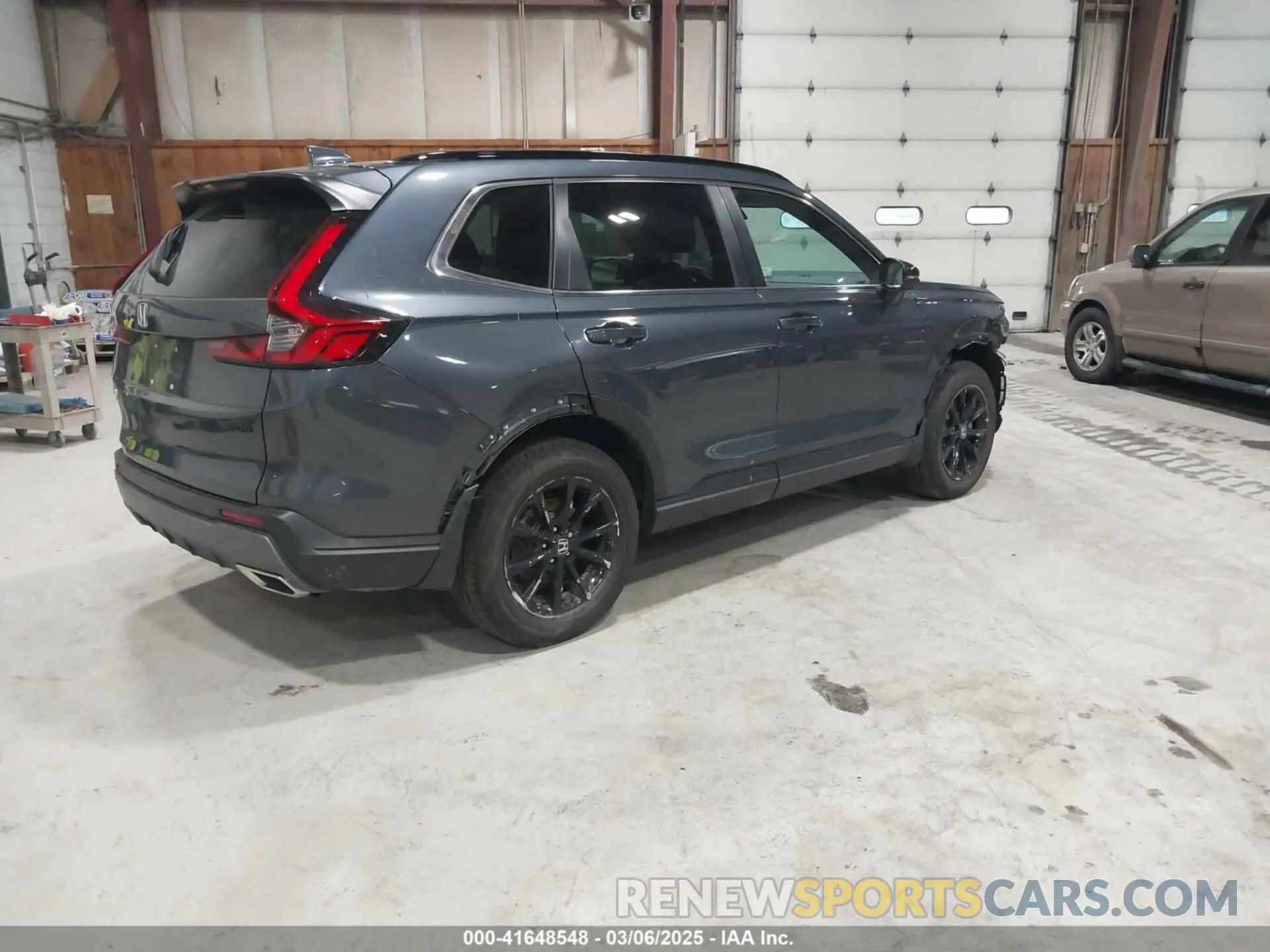 4 Photograph of a damaged car 5J6RS6H51PL014237 HONDA CR-V 2023