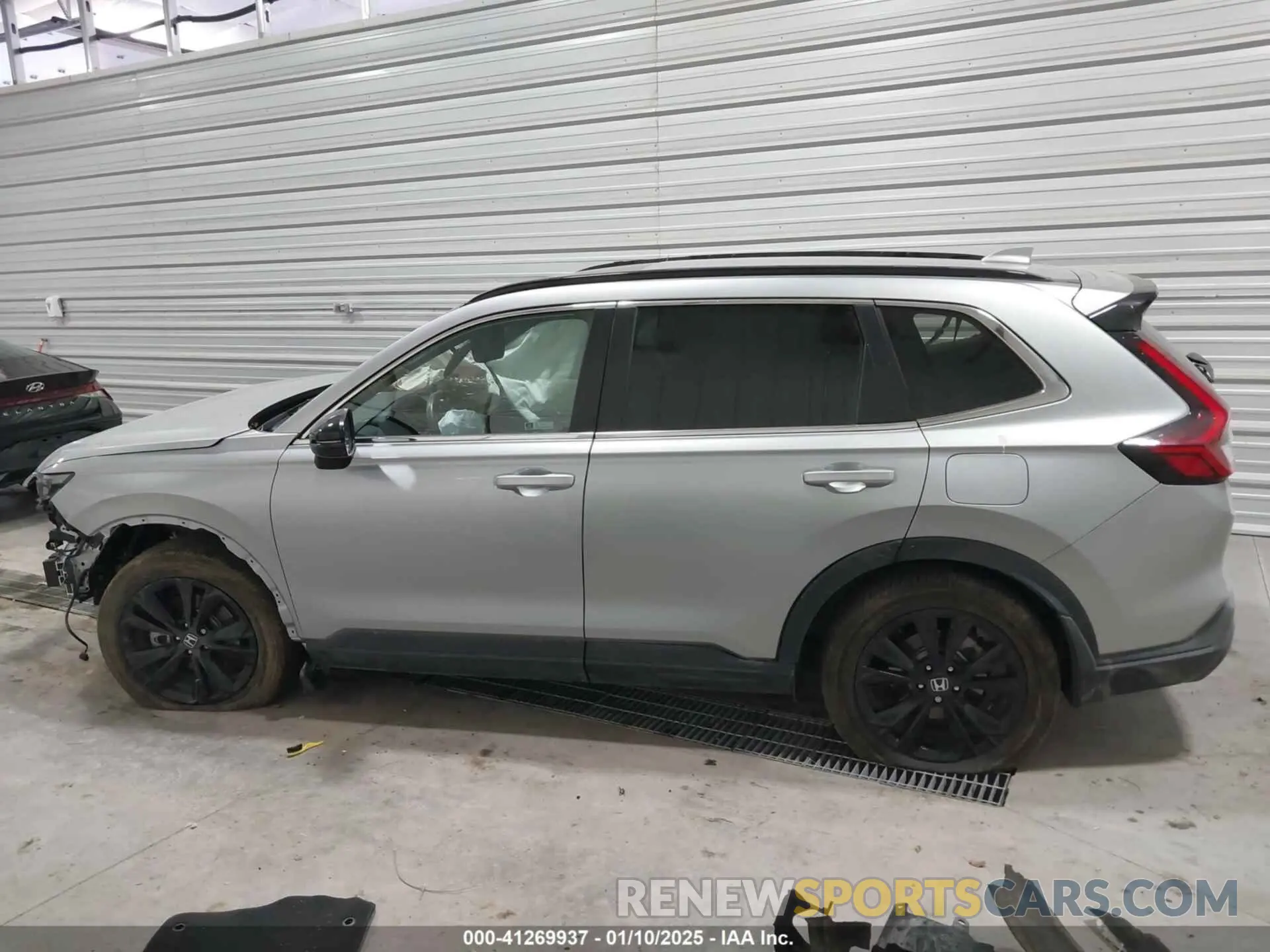 14 Photograph of a damaged car 5J6RS6H96PL013684 HONDA CR-V 2023