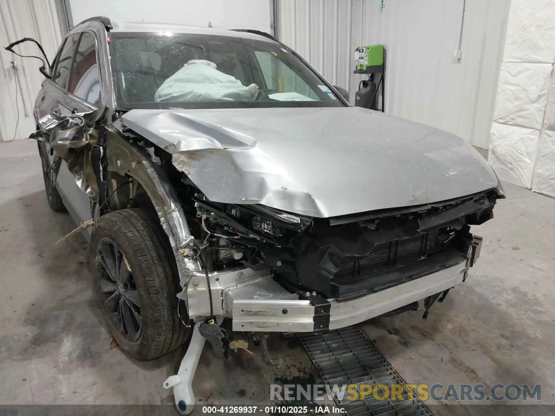 6 Photograph of a damaged car 5J6RS6H96PL013684 HONDA CR-V 2023
