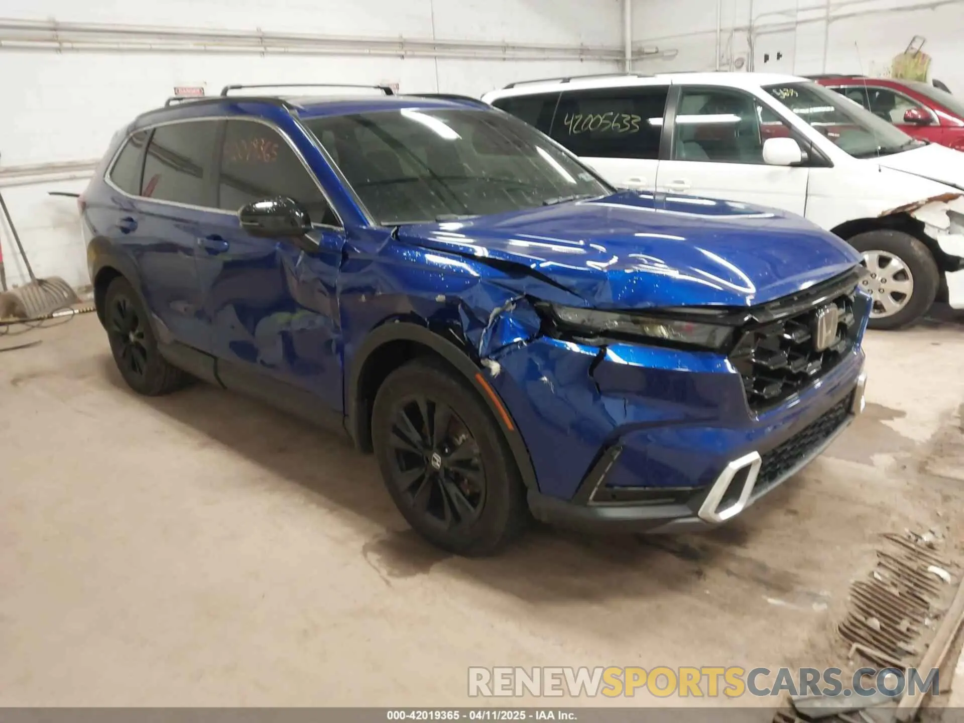 1 Photograph of a damaged car 5J6RS6H97PL009255 HONDA CR-V 2023