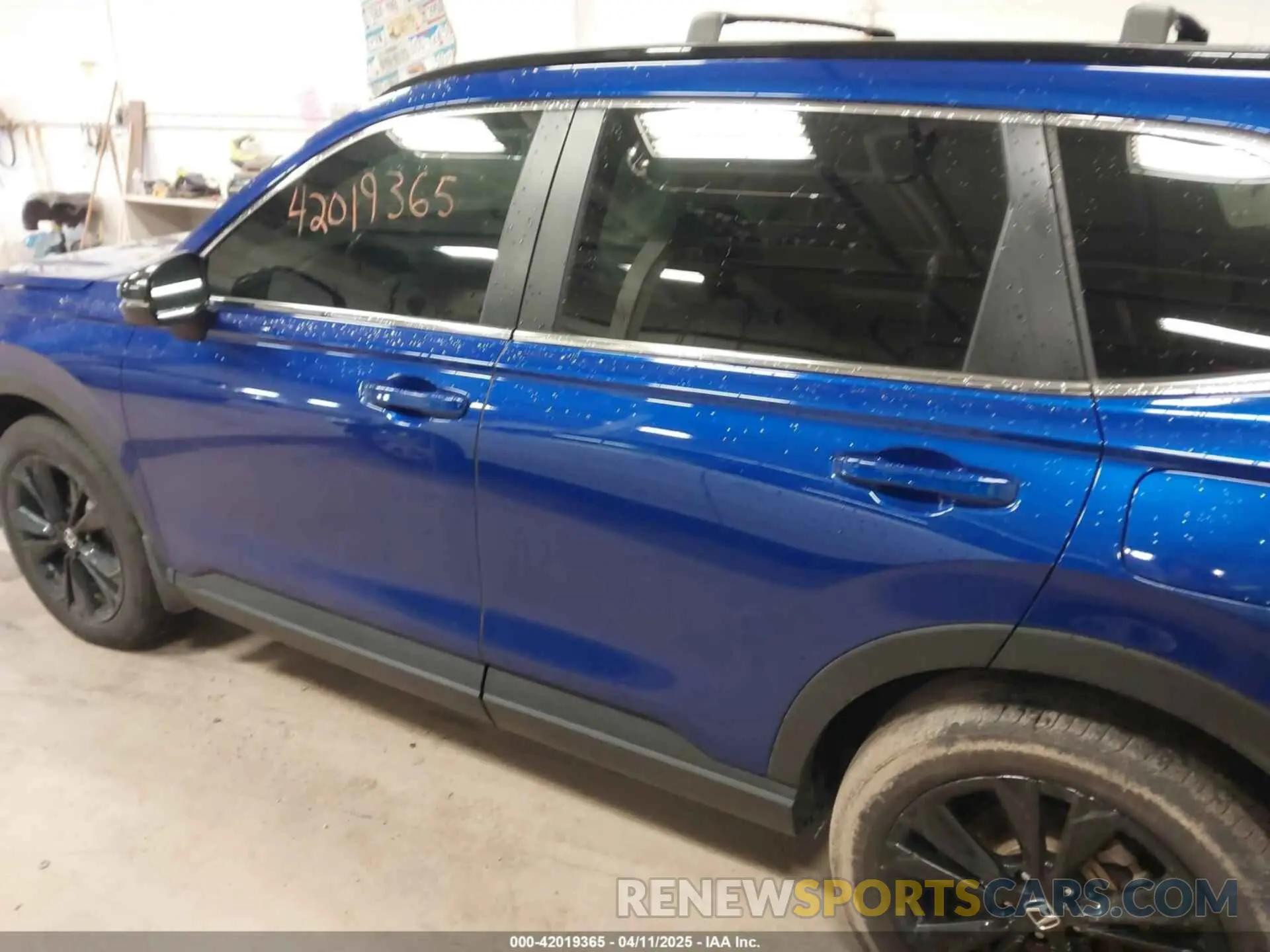 14 Photograph of a damaged car 5J6RS6H97PL009255 HONDA CR-V 2023