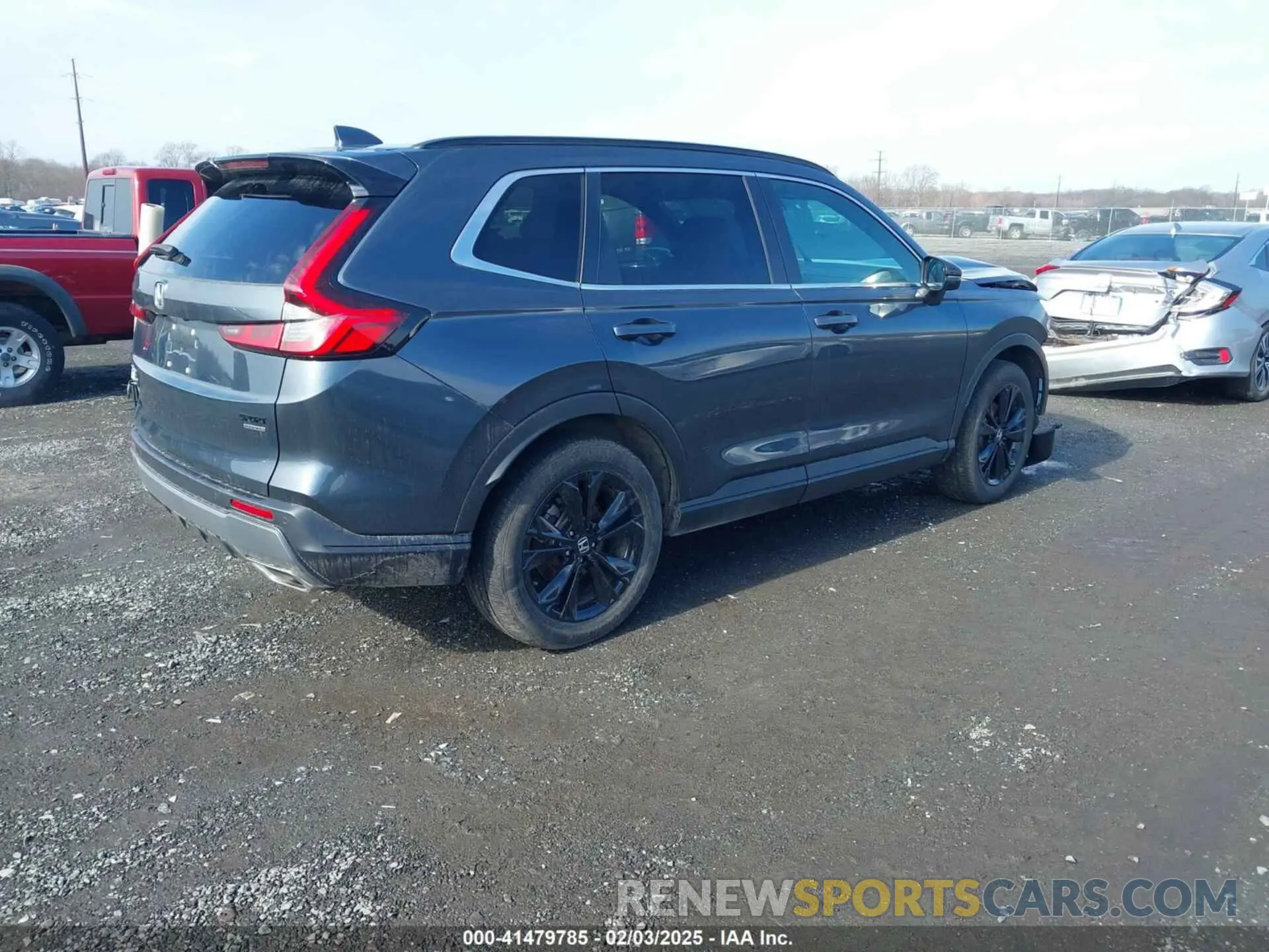 4 Photograph of a damaged car 5J6RS6H9XPL006818 HONDA CR-V 2023