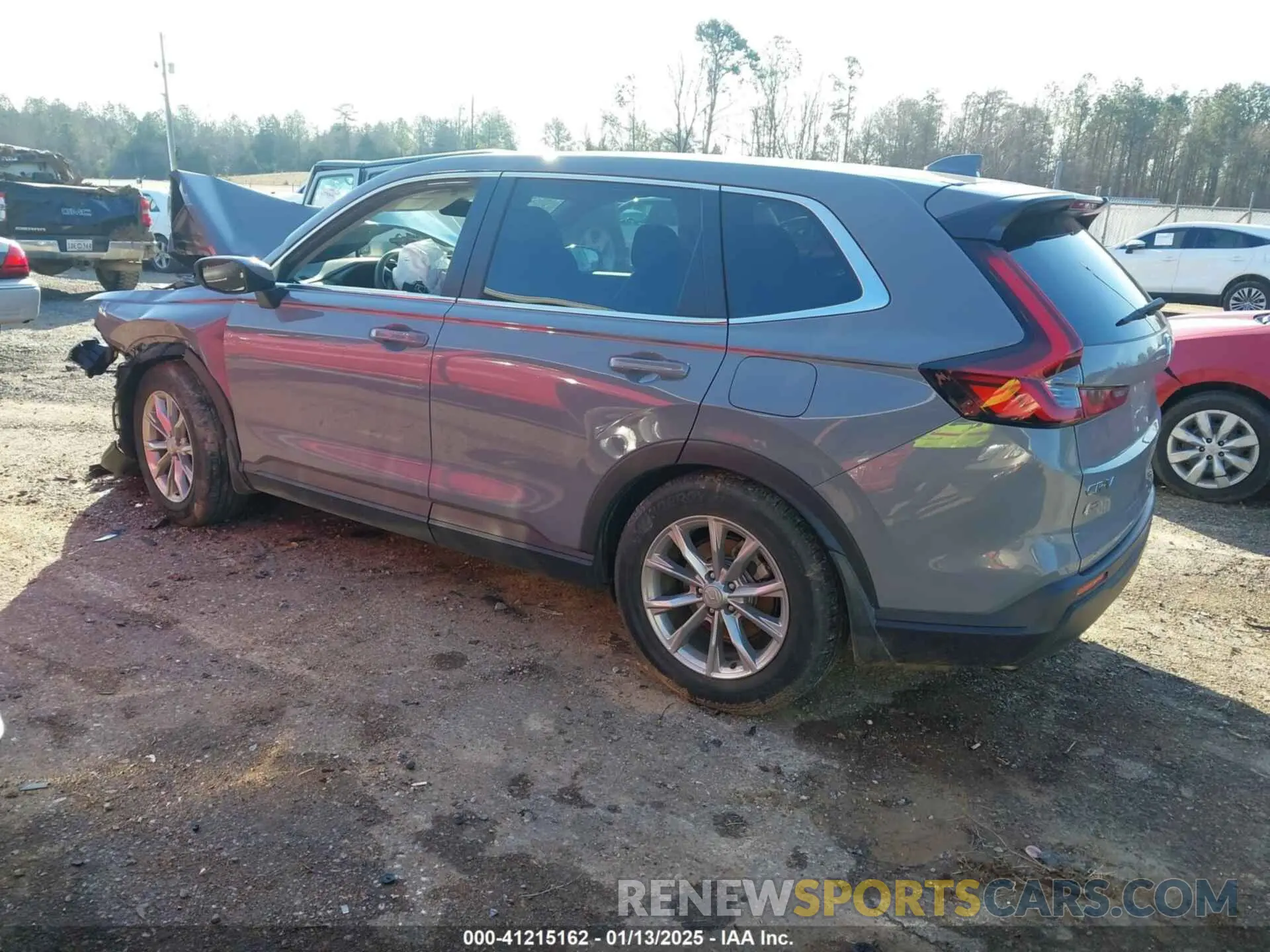 3 Photograph of a damaged car 7FARS3H40PE011672 HONDA CR-V 2023