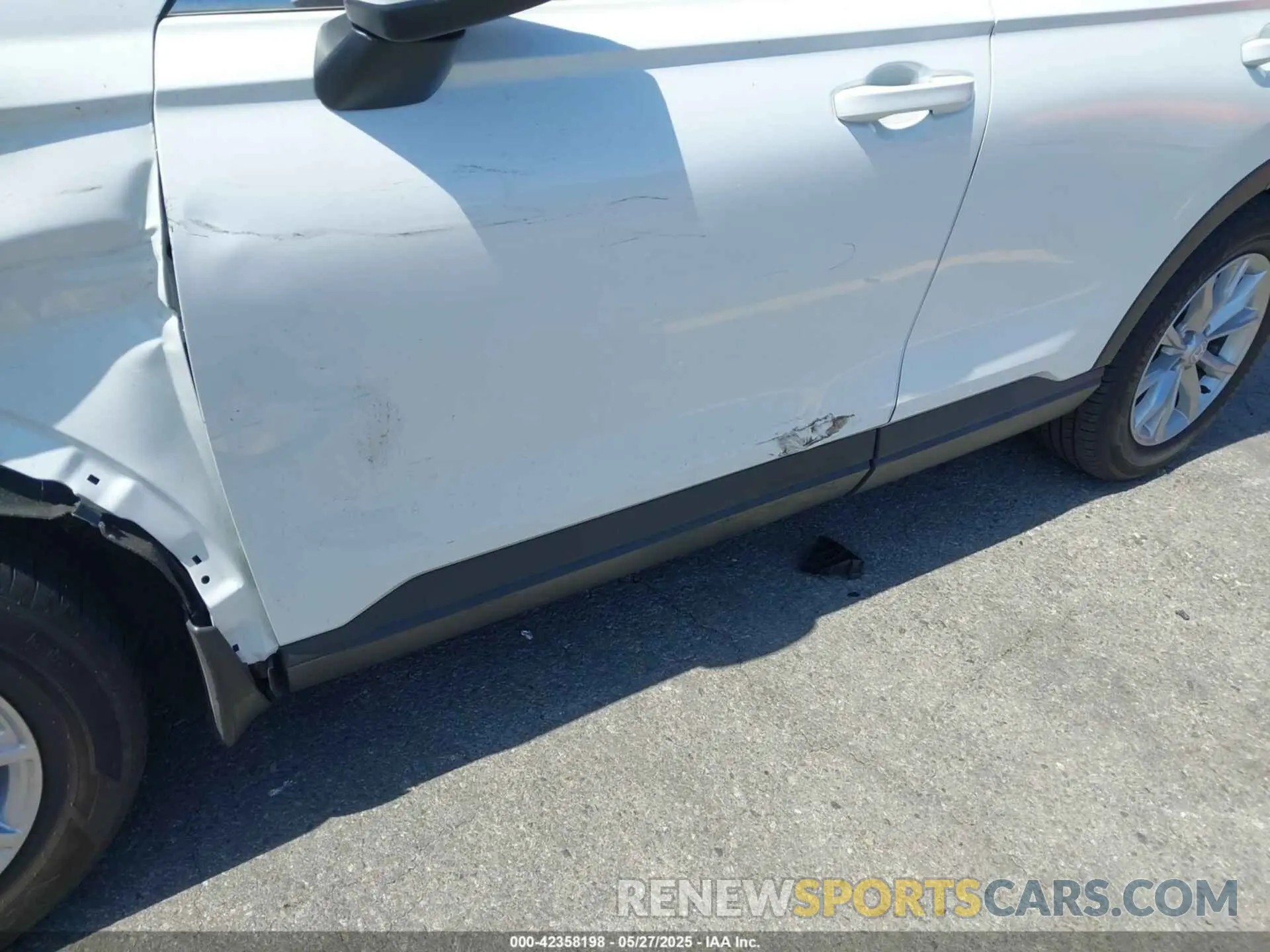 16 Photograph of a damaged car 7FARS3H70PE002481 HONDA CR-V 2023