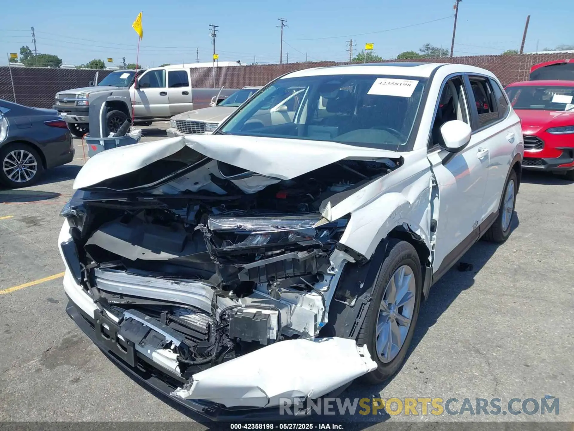 2 Photograph of a damaged car 7FARS3H70PE002481 HONDA CR-V 2023