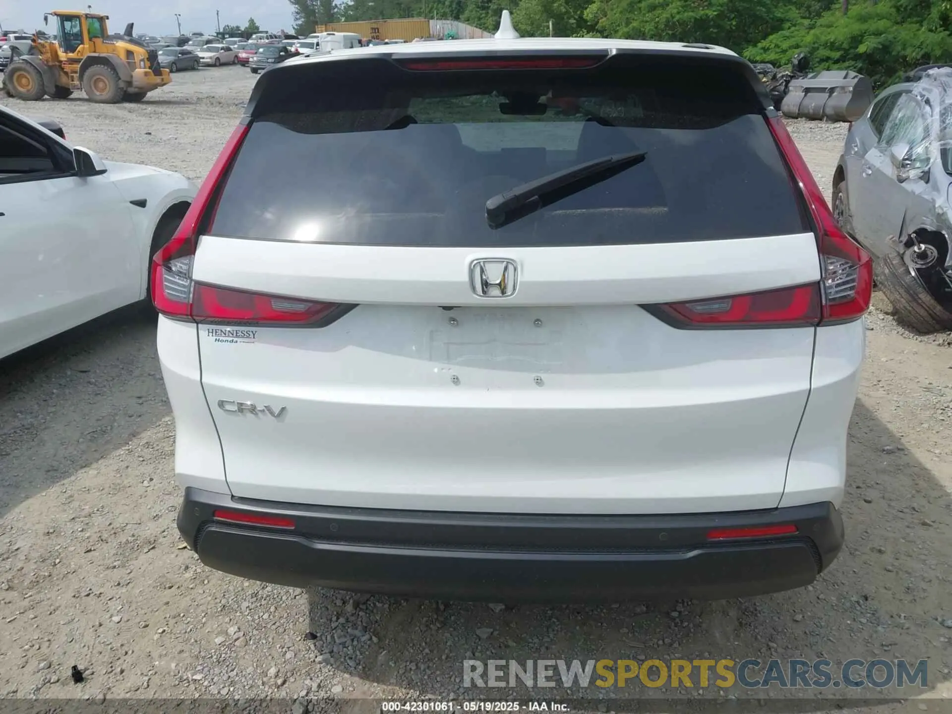 16 Photograph of a damaged car 7FARS3H70PE005008 HONDA CR-V 2023