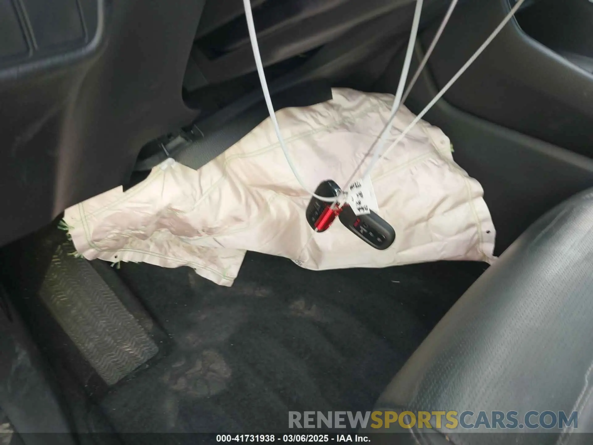 11 Photograph of a damaged car 7FARS3H71PE004093 HONDA CR-V 2023