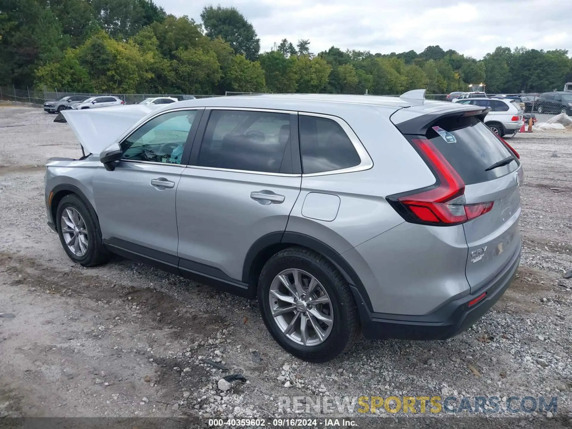 3 Photograph of a damaged car 7FARS3H75PE010916 HONDA CR-V 2023